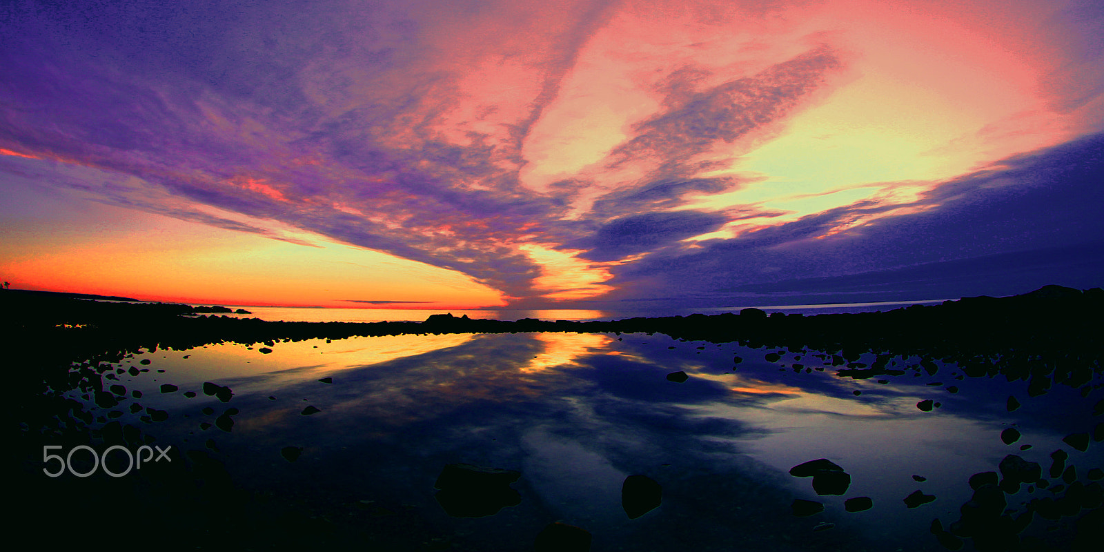 Canon EF 8-15mm F4L Fisheye USM sample photo. The morning after... photography