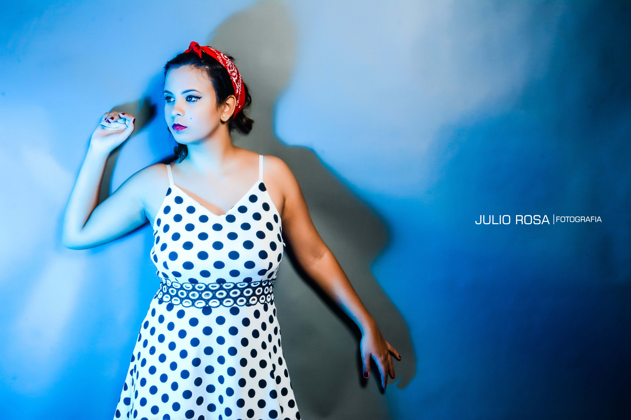 Sigma 17-35mm F2.8-4 EX DG  Aspherical HSM sample photo. Pin up style photography