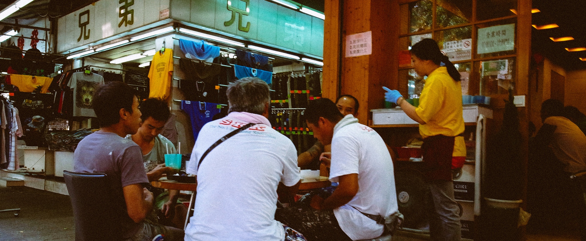 RICOH GR LENS sample photo. Guys photography