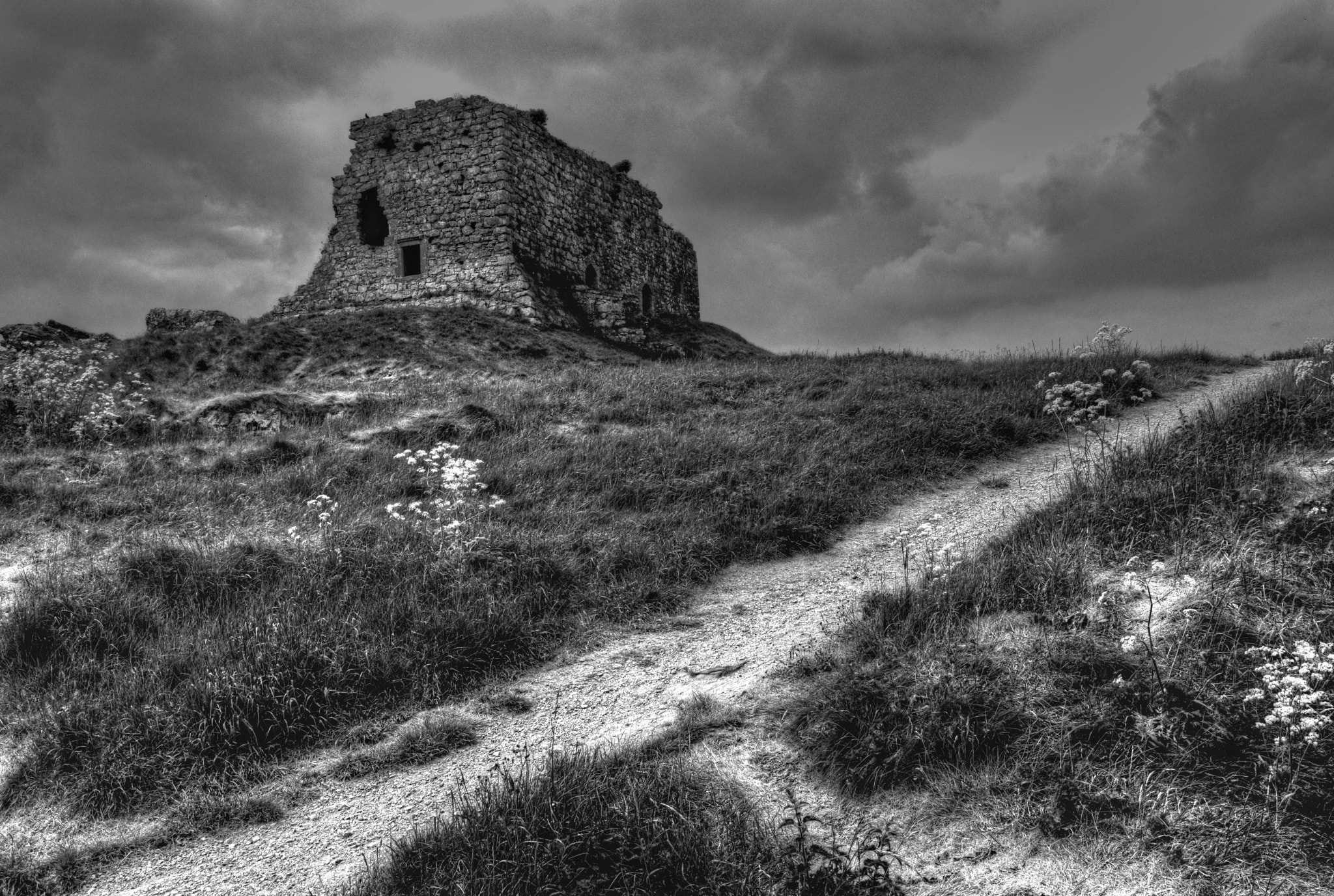 Nikon D3200 + 18.00 - 55.00 mm f/3.5 - 5.6 sample photo. The rock of dunamase photography