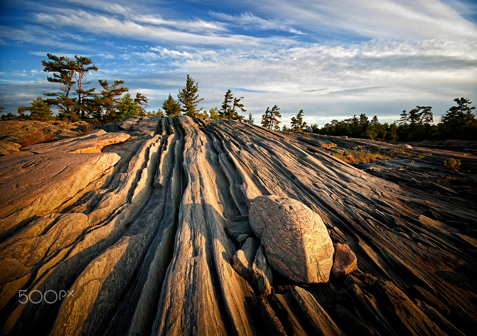 Sigma 10-20mm F4-5.6 EX DC HSM sample photo. Rock formation on franklin island photography