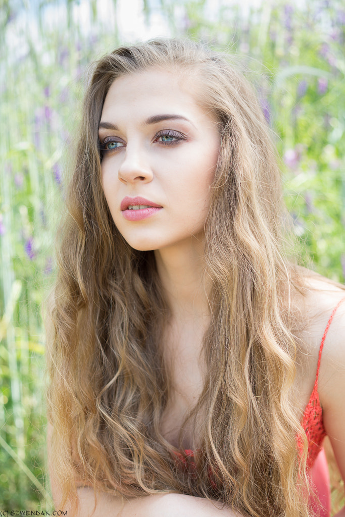 ZEISS Makro-Planar T* 50mm F2 sample photo. Claudia photography