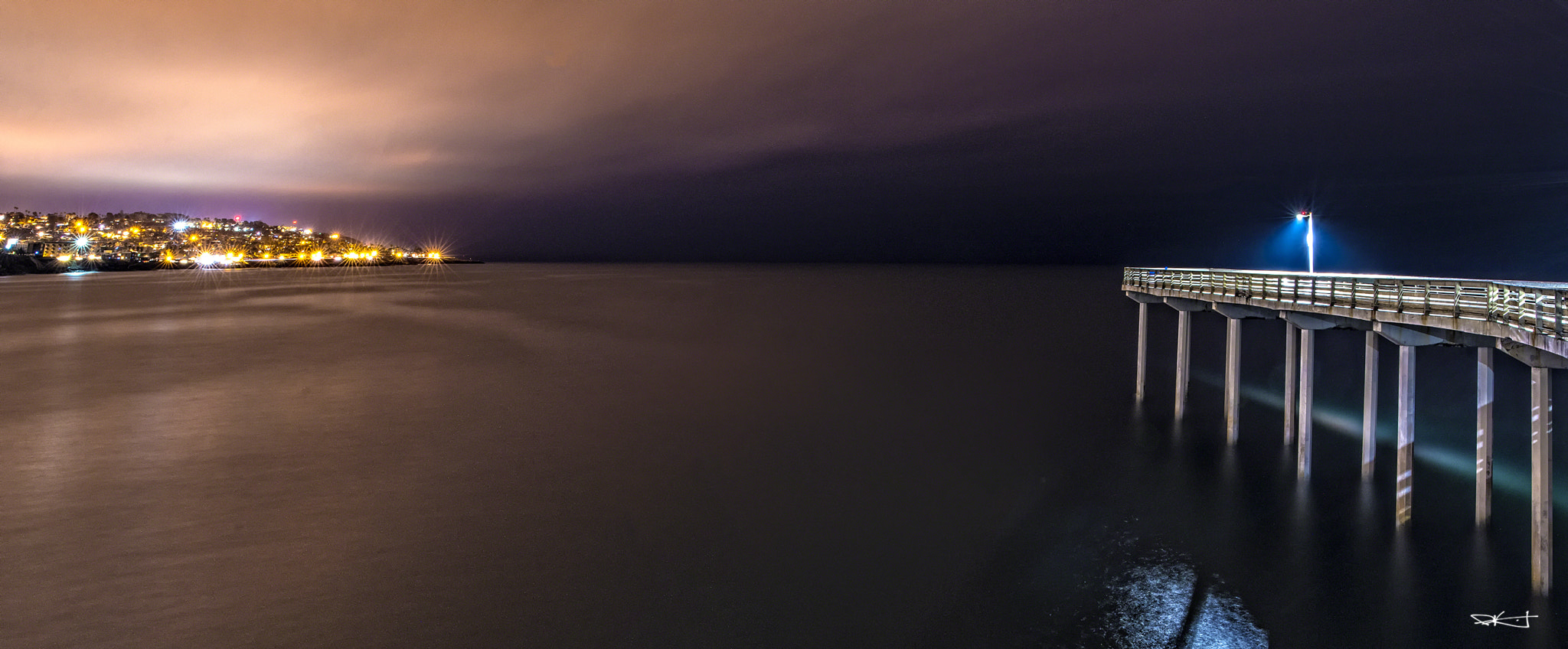 HD Pentax-DA645 28-45mm F4.5ED AW SR sample photo. Ocean beach at night photography
