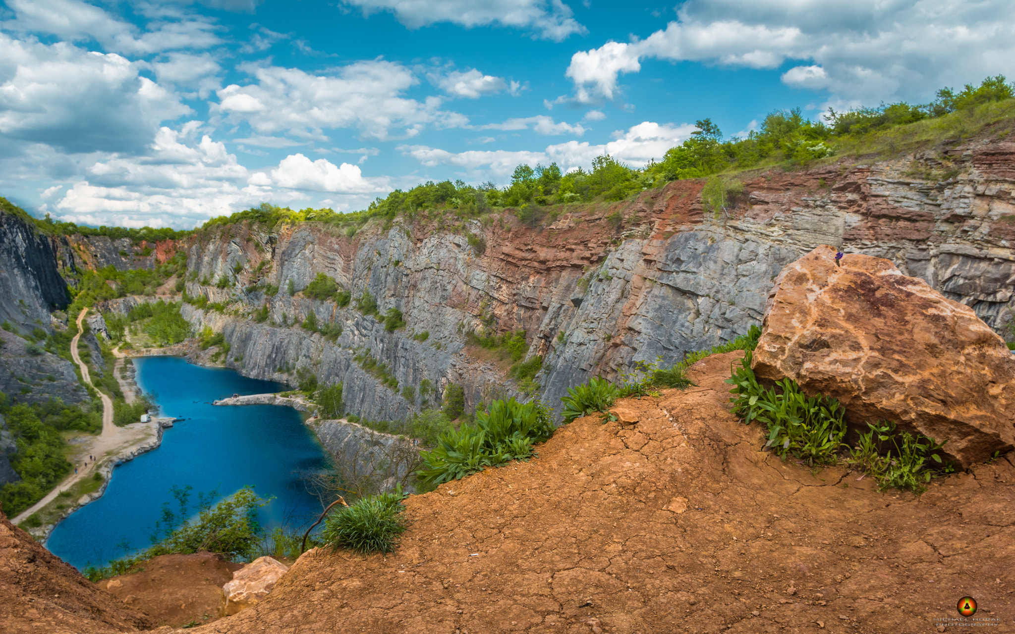 Sony SLT-A77 + Minolta AF 17-35mm F2.8-4 (D) sample photo. Velka amerika quarry ii photography