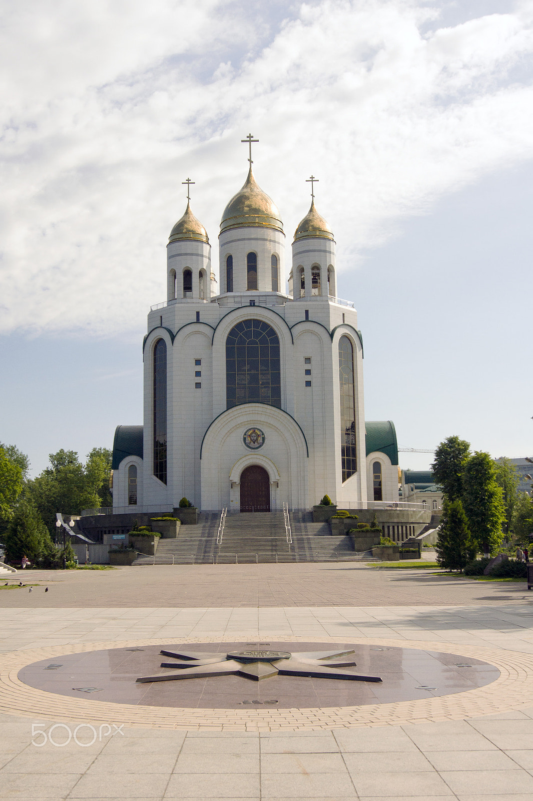 Sony Alpha DSLR-A450 + Sony DT 18-55mm F3.5-5.6 SAM sample photo. Cathedral of christ the saviour photography