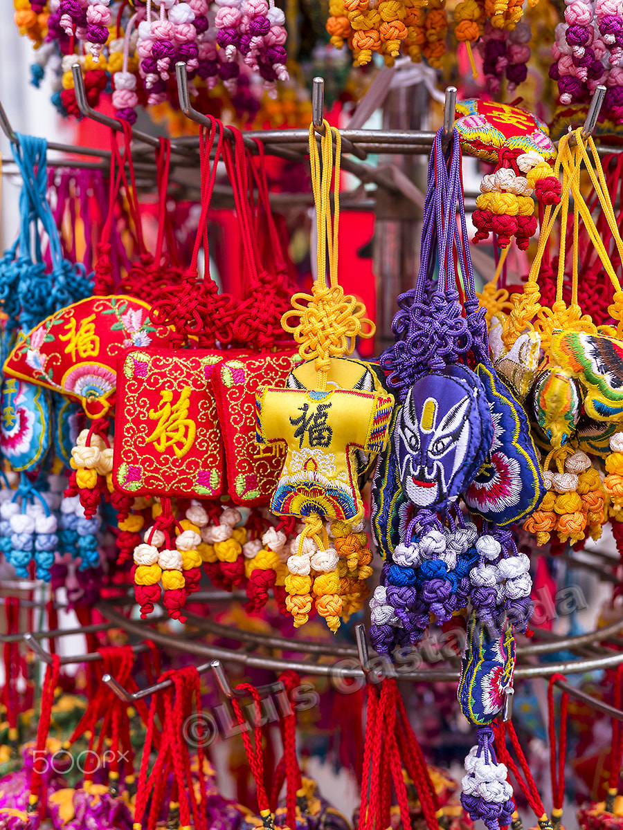 Panasonic Lumix DMC-G6 + Panasonic Leica DG Summilux 25mm F1.4 II ASPH sample photo. Souvenirs. beijing. china photography