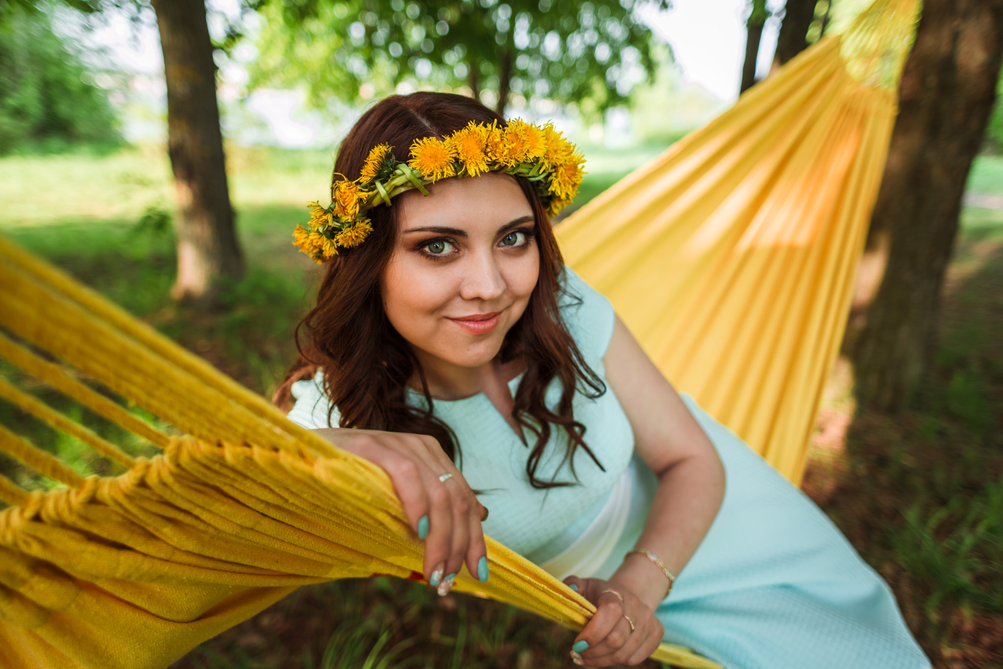 Nikon D610 + Sigma 24mm F1.8 EX DG Aspherical Macro sample photo. Girls and flowers photography