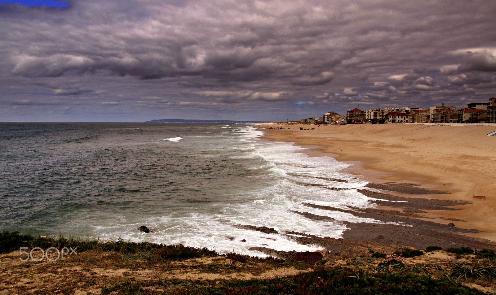 Canon TS-E 90mm F2.8 Tilt-Shift sample photo. Beach photography