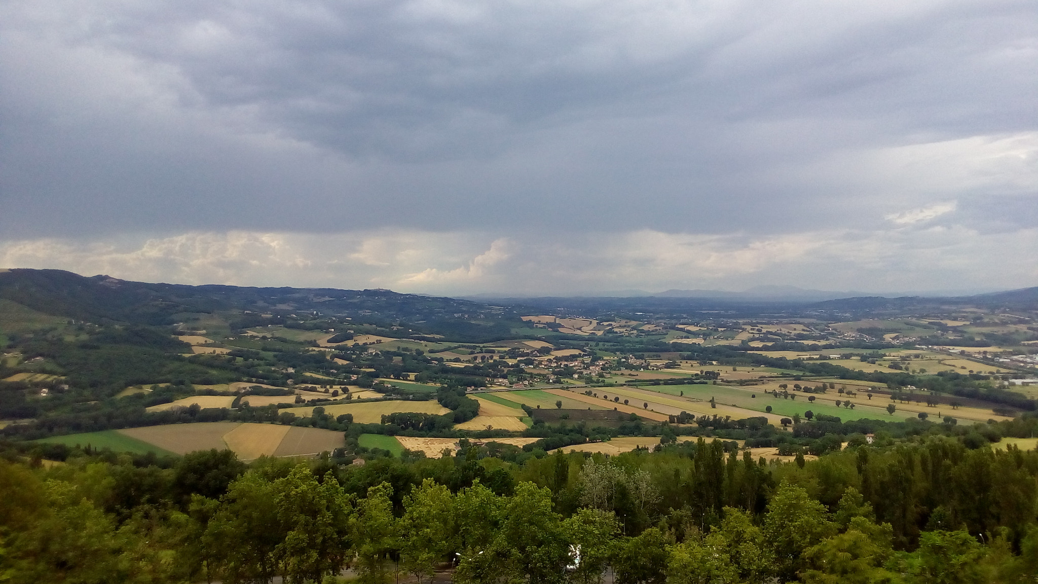 ASUS Zenfone Go (ASUS_Z00VD) sample photo. Todi, umbria photography