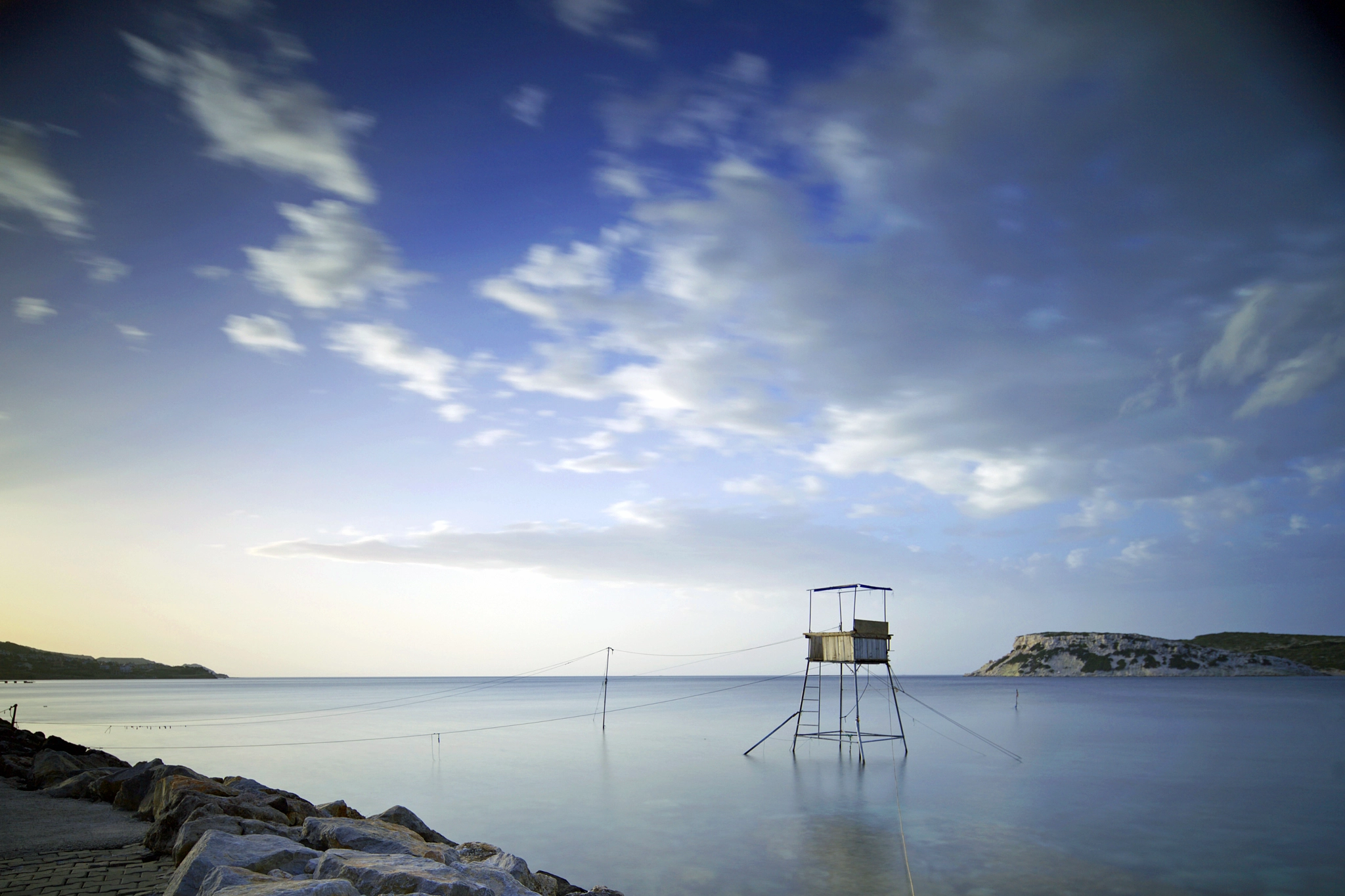 Canon TS-E 17mm F4L Tilt-Shift sample photo. Fish trap photography