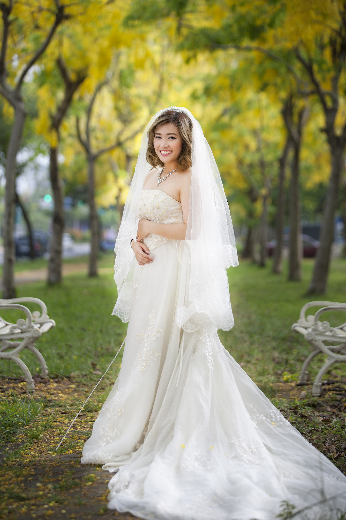 Canon EOS-1Ds Mark II sample photo. White girl photography