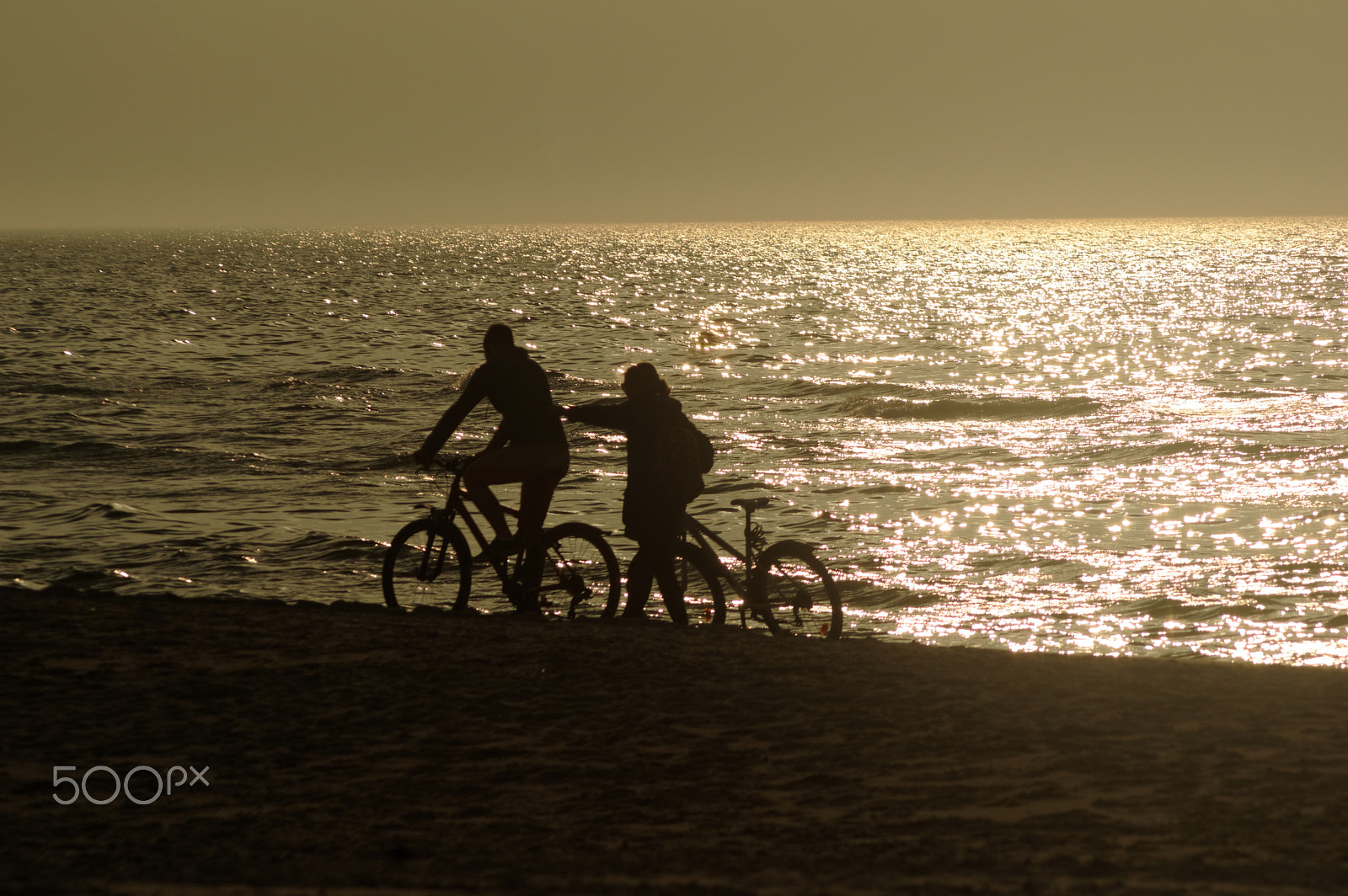 Tamron AF 70-300mm F4-5.6 Di LD Macro sample photo. Evening bikers photography