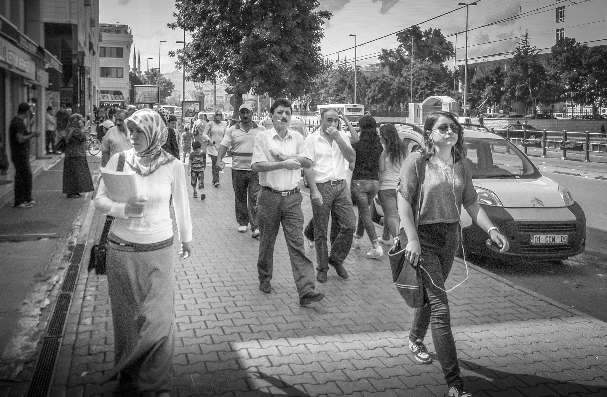 HUAWEI P6-U06 sample photo. Kayseri street scene photography
