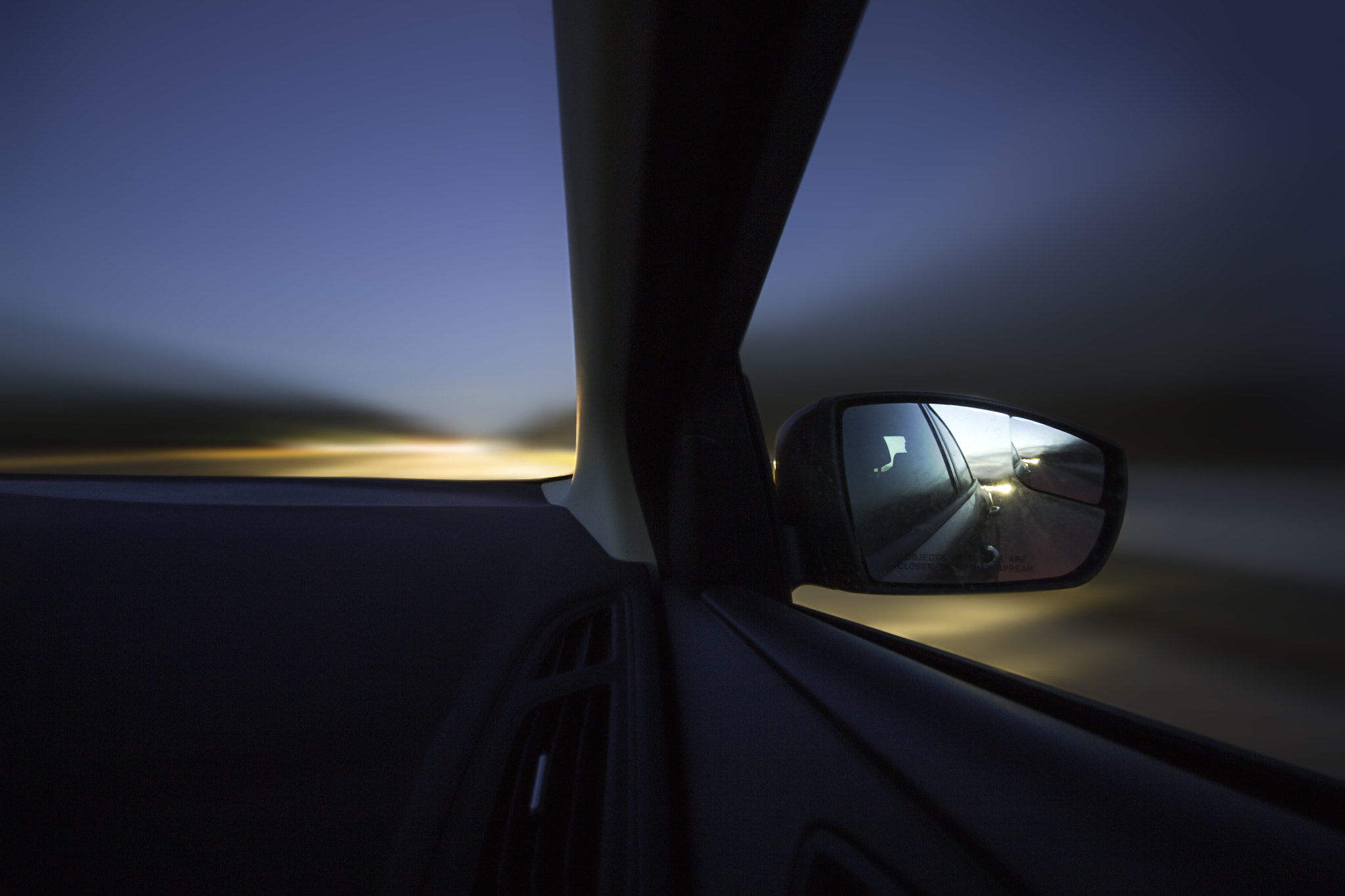 Canon EF-S 10-18mm F4.5–5.6 IS STM sample photo. Car trail photography
