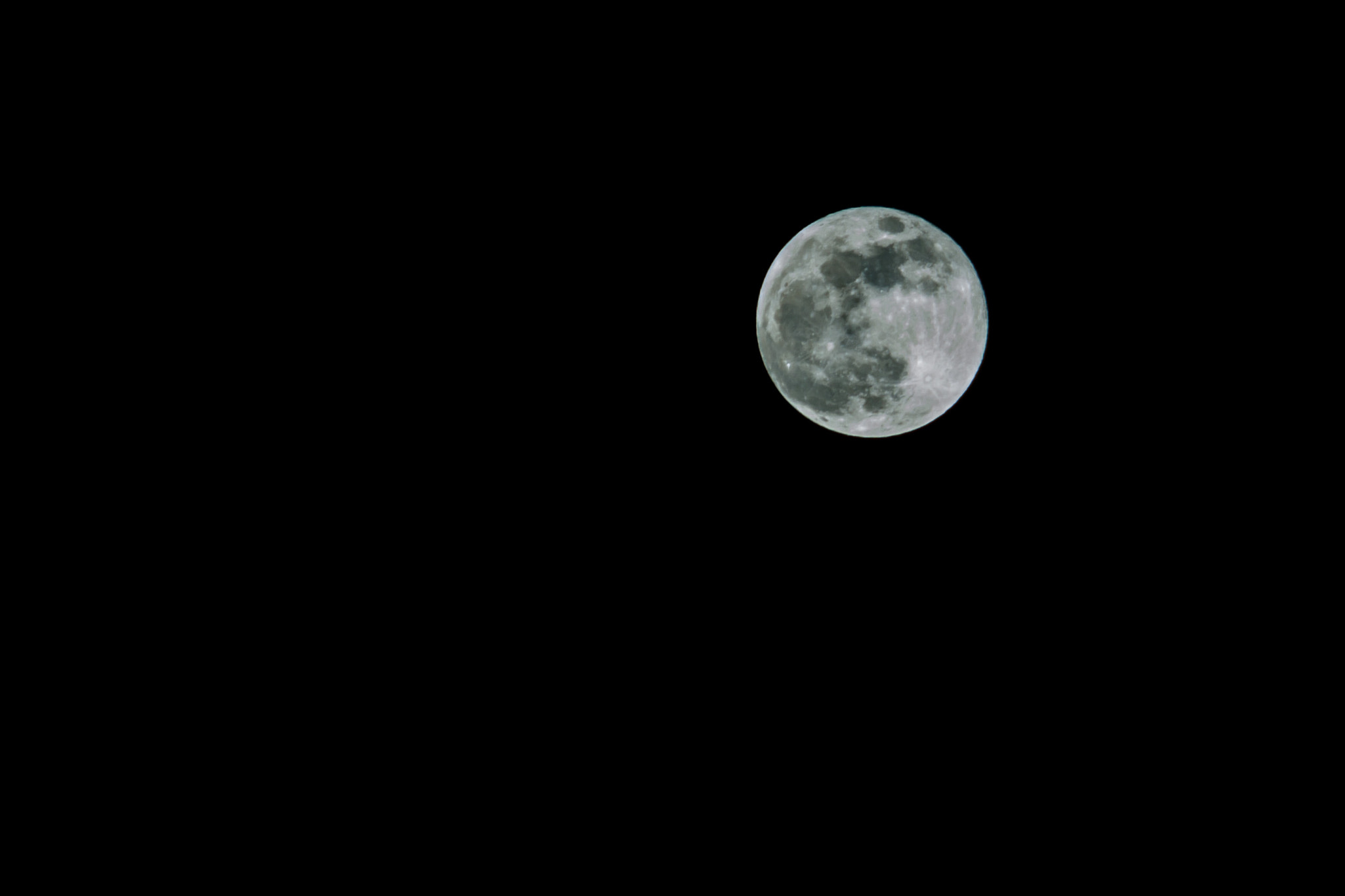 Canon EOS 450D (EOS Rebel XSi / EOS Kiss X2) sample photo. Moon photography