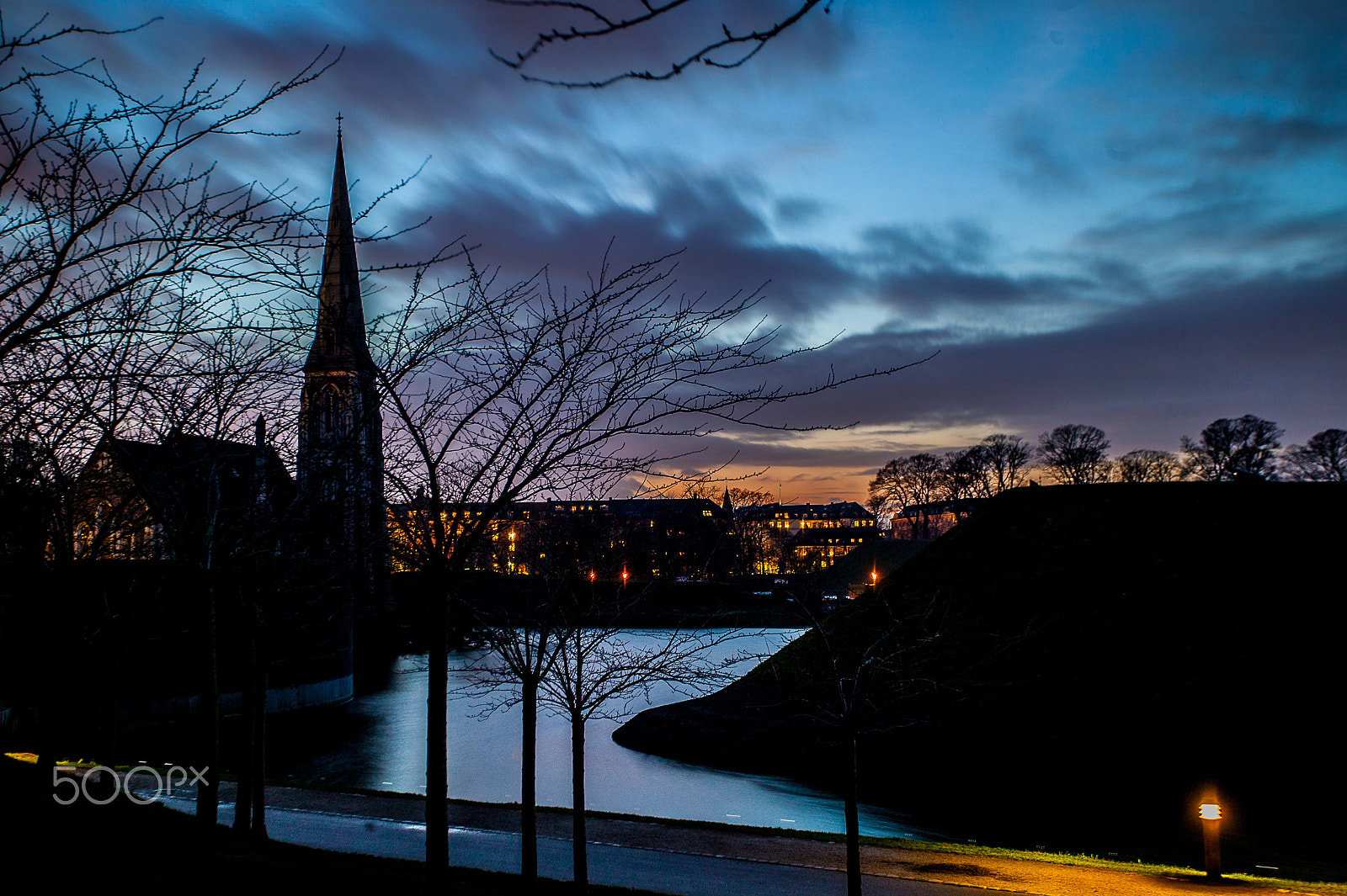 Canon EOS-1Ds + Canon EF 17-40mm F4L USM sample photo. Sunset in copenhagen photography