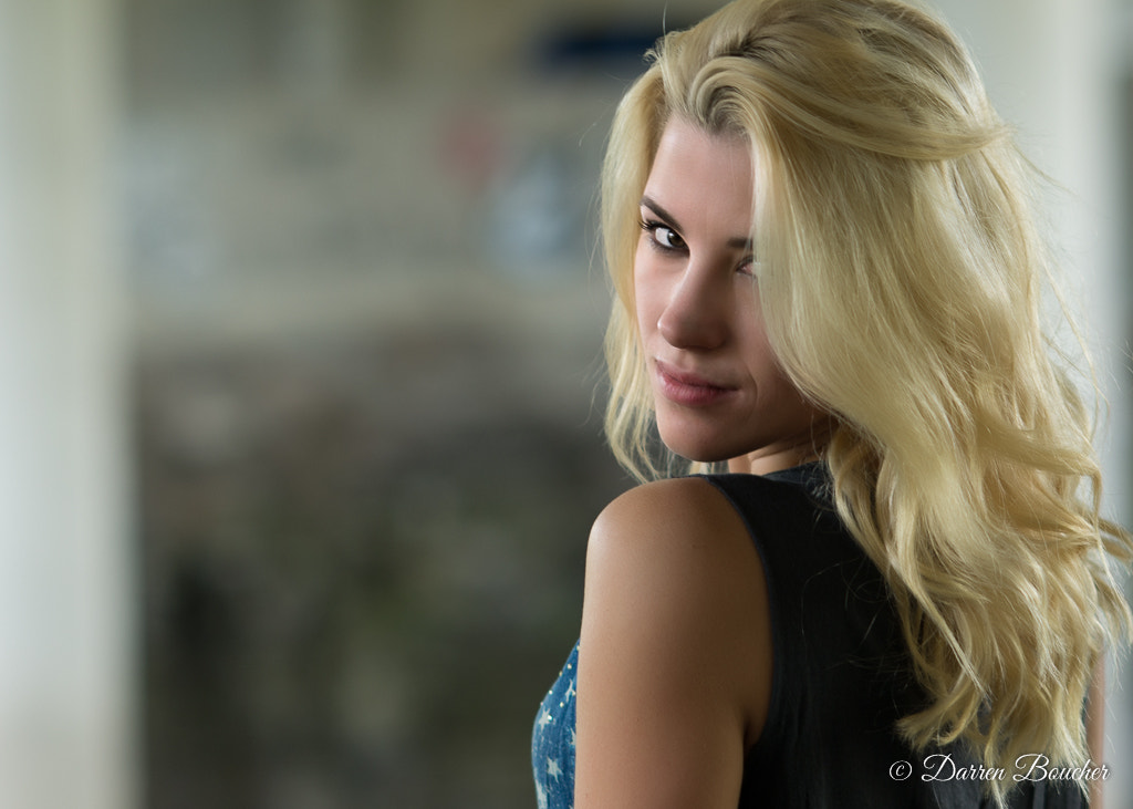 AF DC-Nikkor 135mm f/2D sample photo. Amanda photography