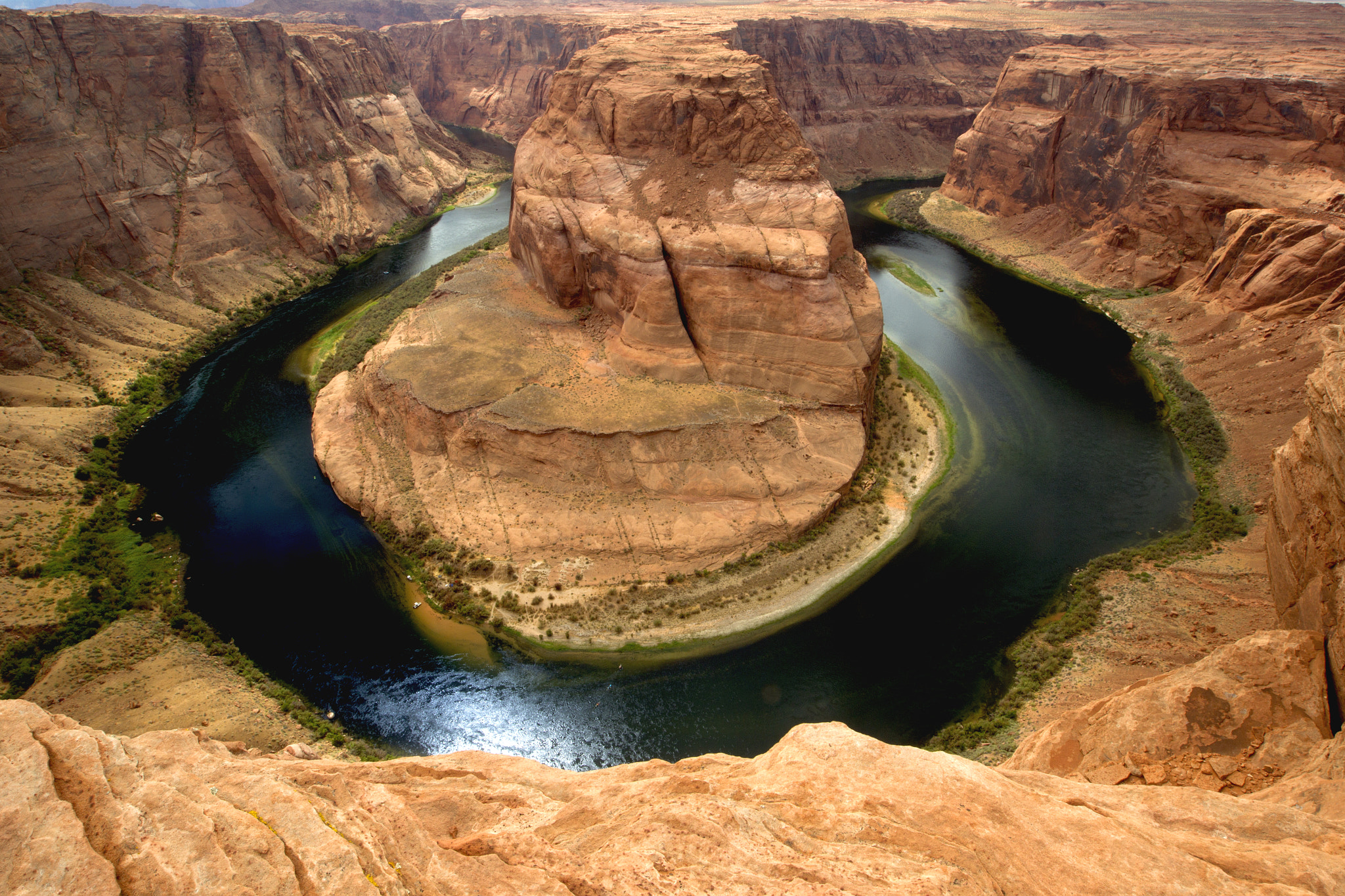 Canon EOS-1D Mark IV sample photo. Round river photography