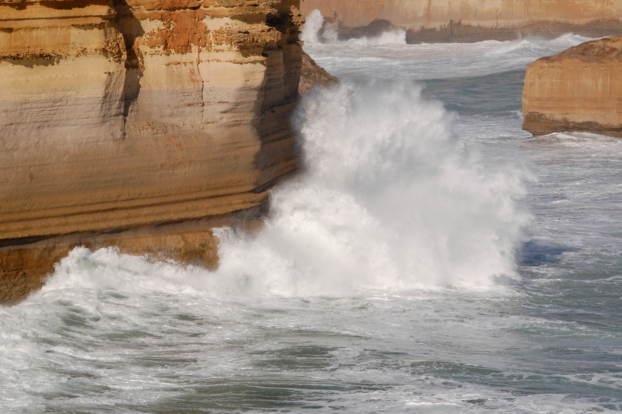 Sigma 18-250mm F3.5-6.3 DC OS HSM sample photo. Wave breaker photography