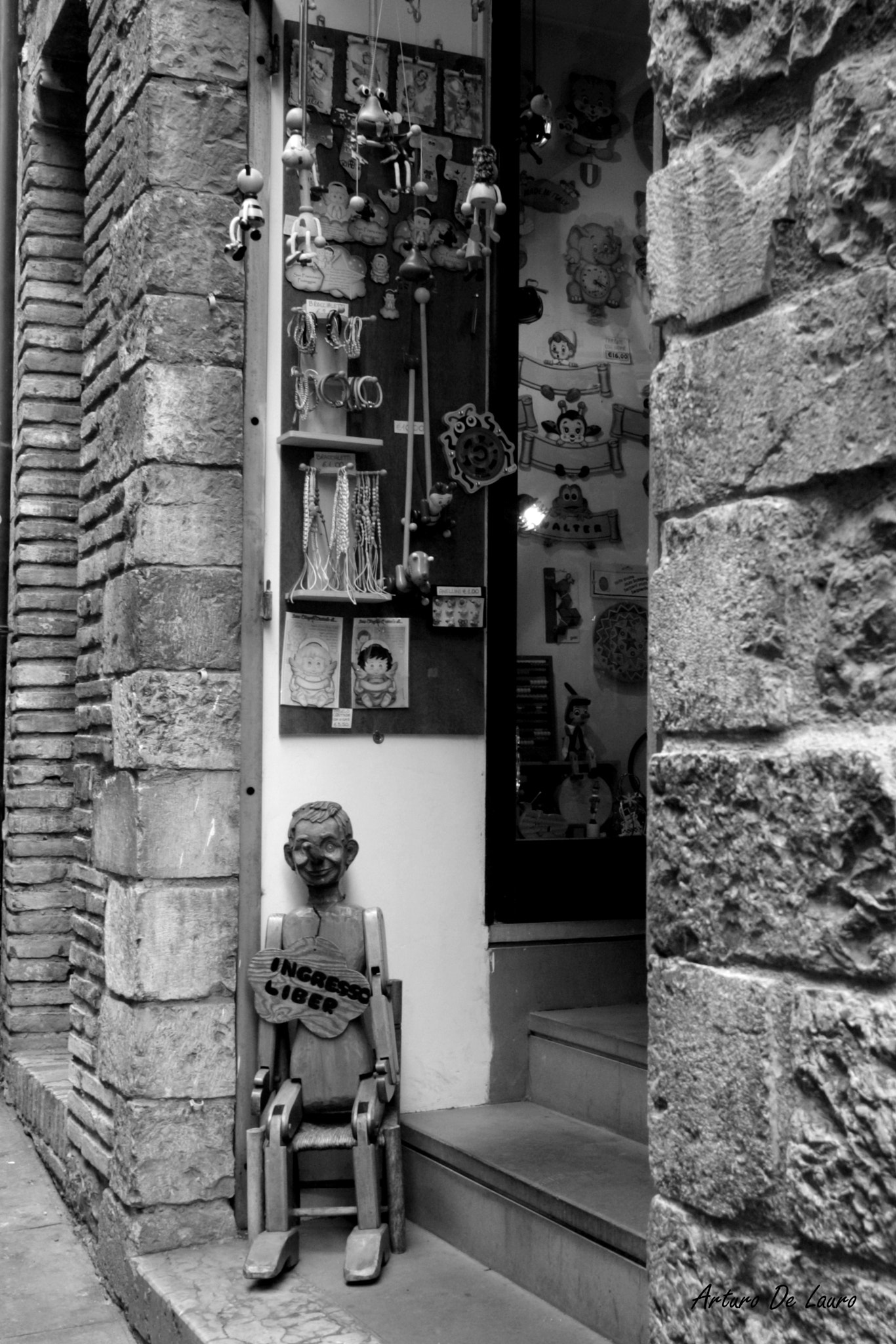 Sigma 10-20mm F3.5 EX DC HSM sample photo. Perugia apr () photography