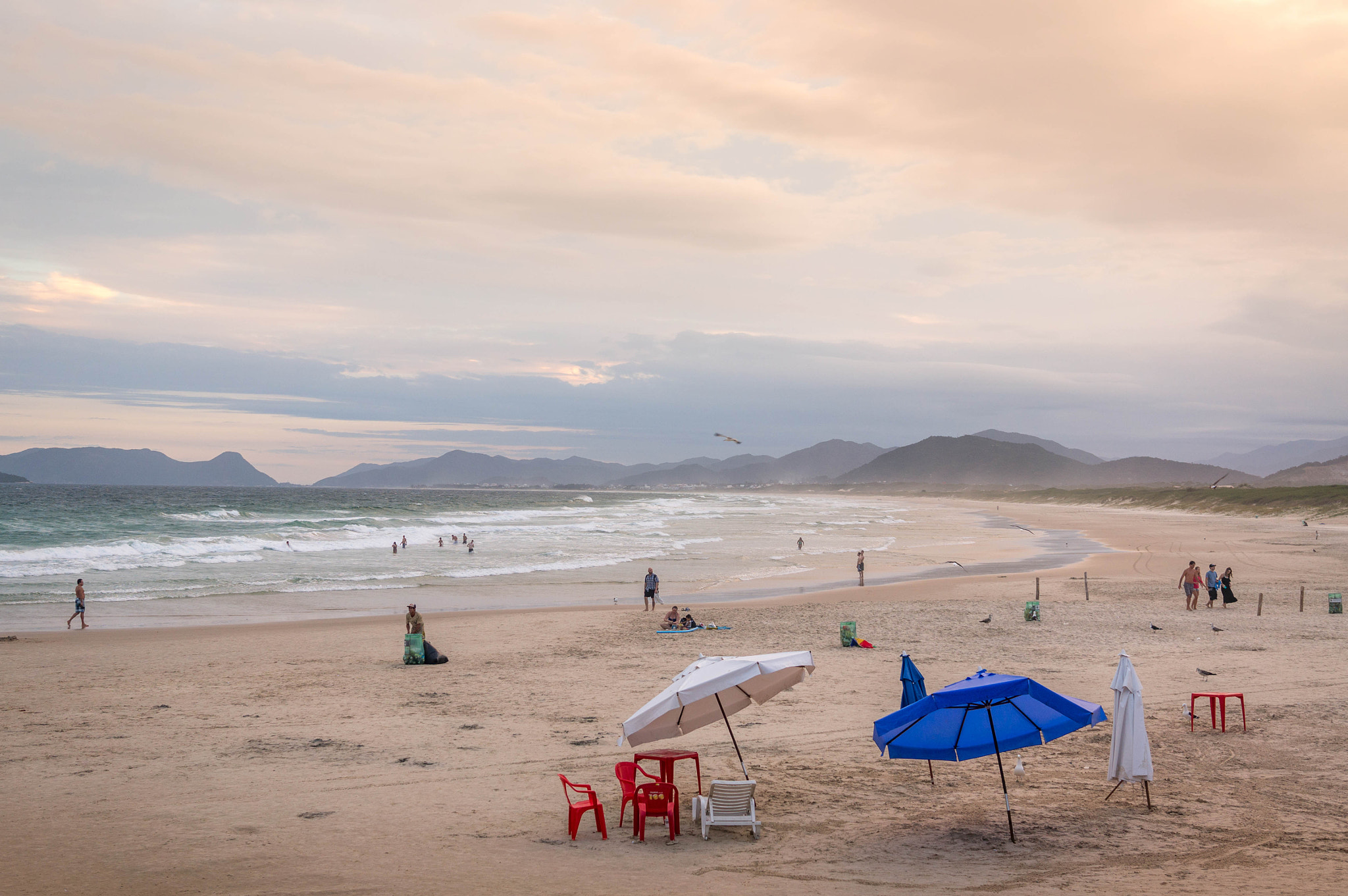 Sony Alpha NEX-6 + Sigma 30mm F2.8 EX DN sample photo. Floripa beach photography