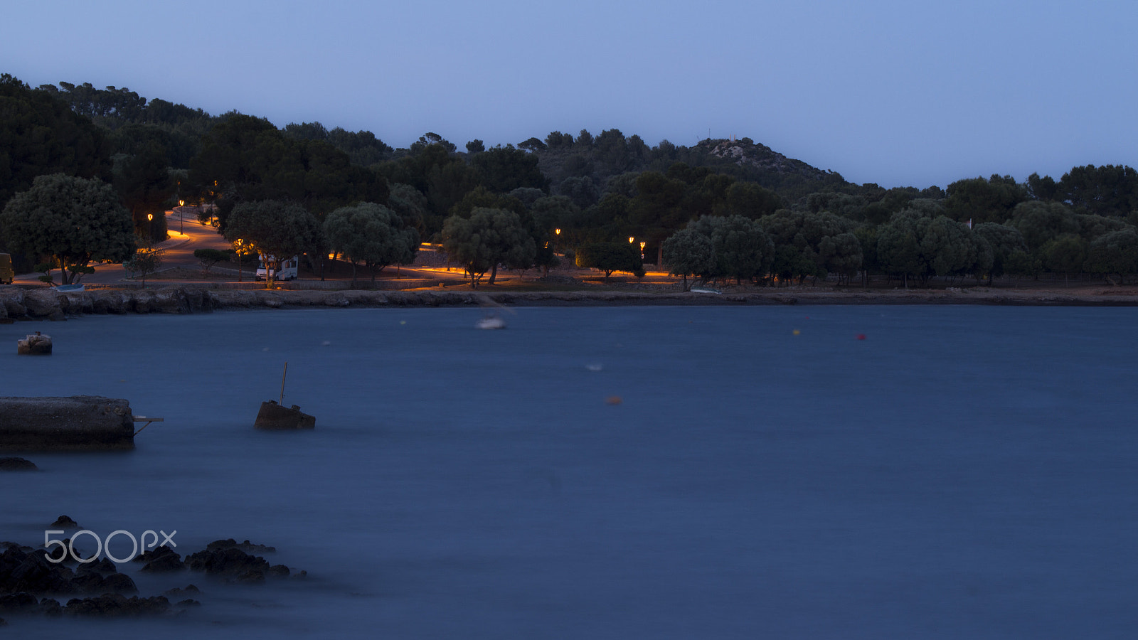 Canon EOS M + Canon EF 80-200mm f/4.5-5.6 USM sample photo. Mallorca @ night photography