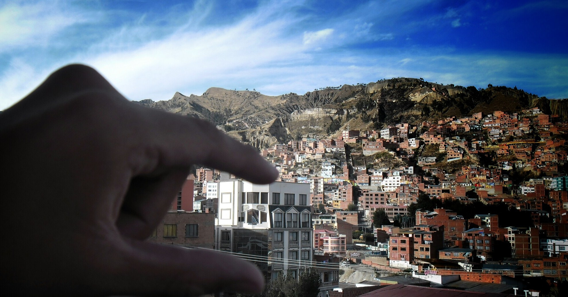Samsung ES90/ ES91 sample photo. ~forzar la perspectiva photography