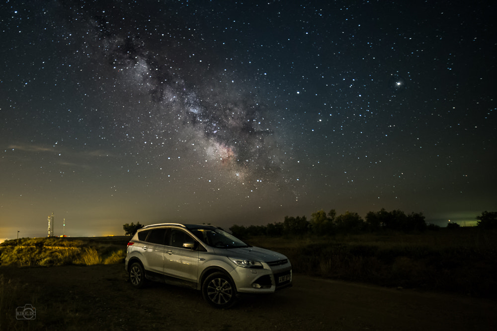 Canon EOS 6D + Canon EF 28-80mm f/3.5-5.6 sample photo. Ford kuga photography