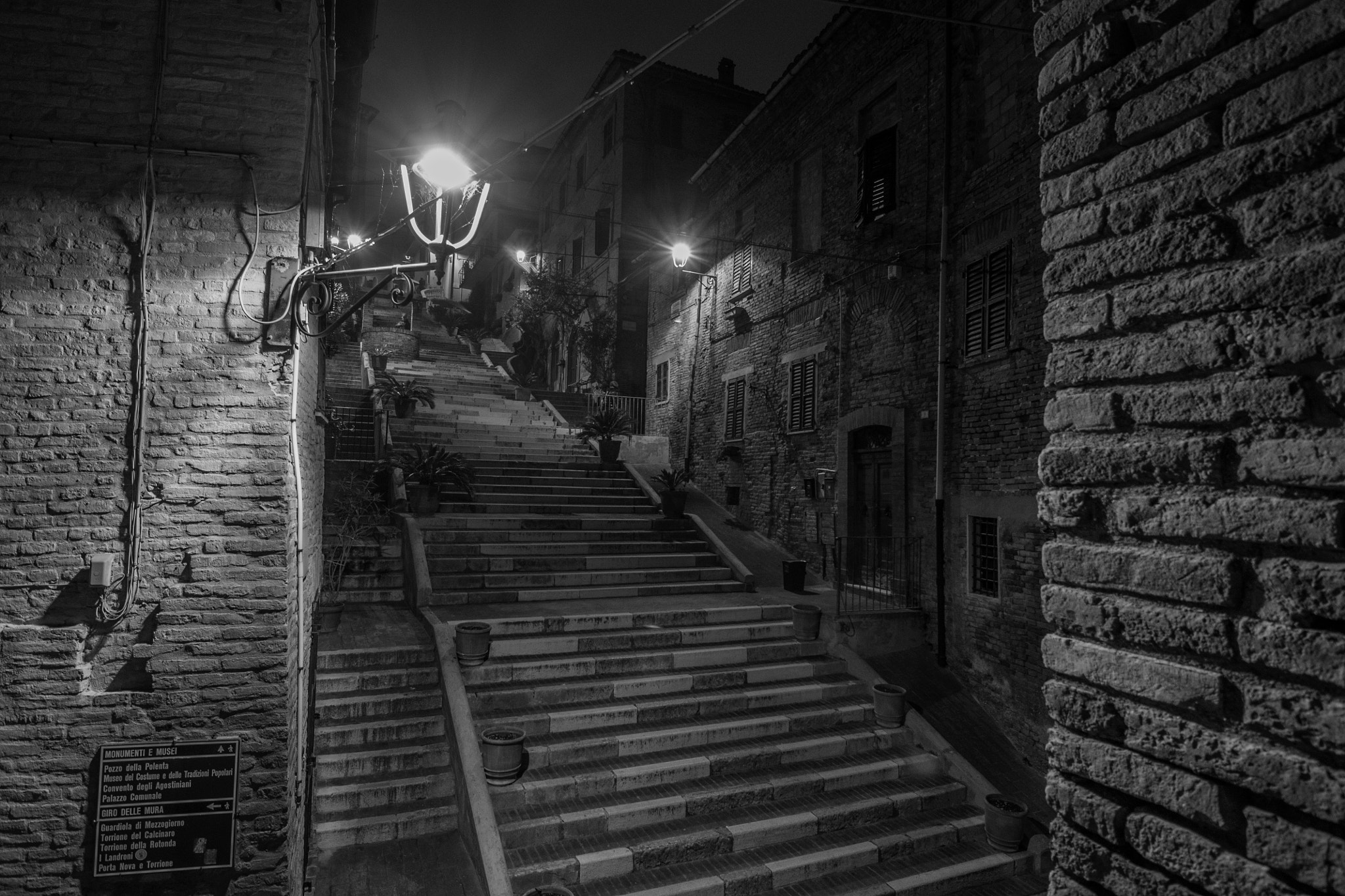Canon EF-S 10-18mm F4.5–5.6 IS STM sample photo. Corinaldo photography