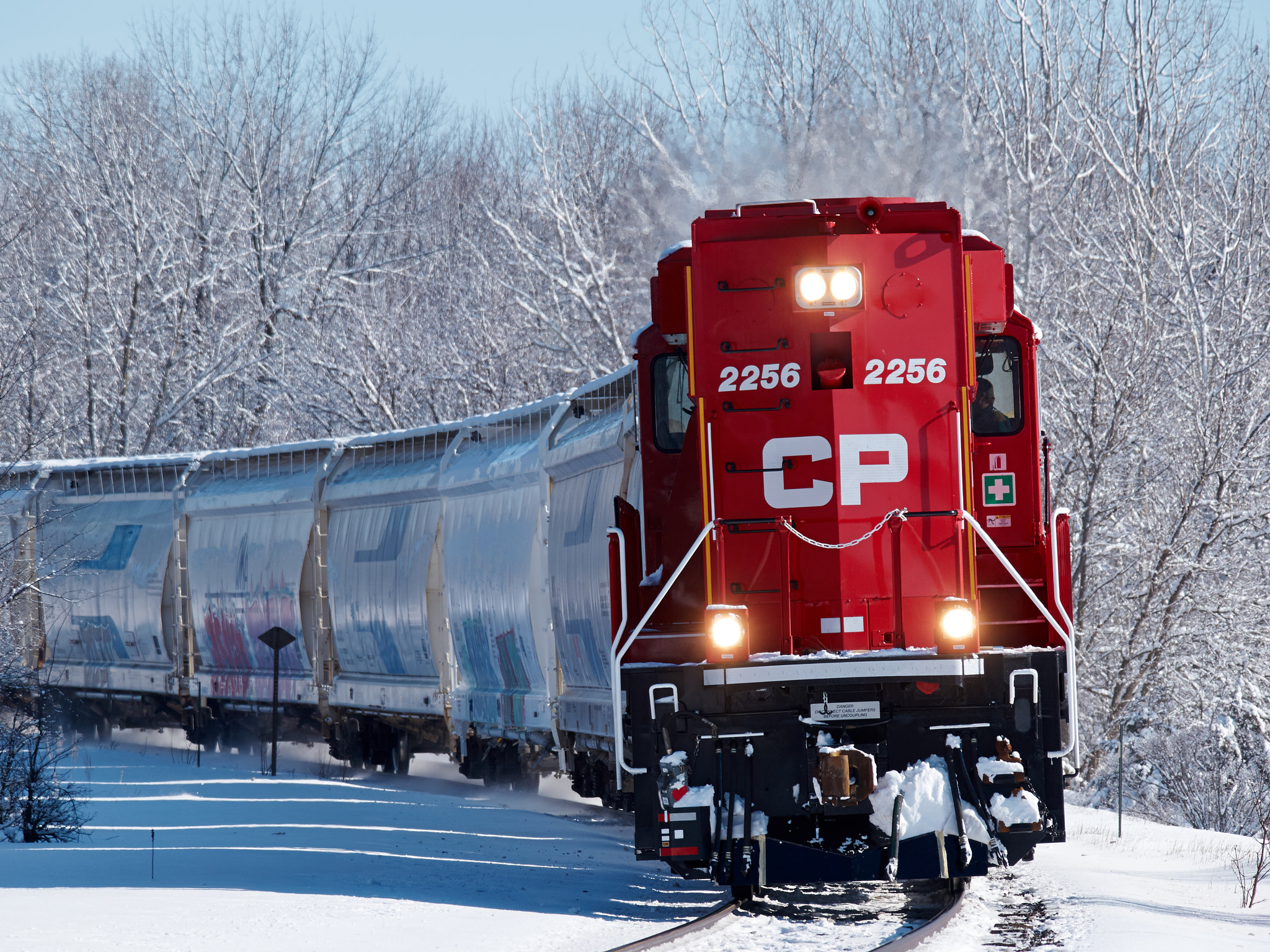 Olympus E-5 sample photo. Cp rail through perth ontario photography