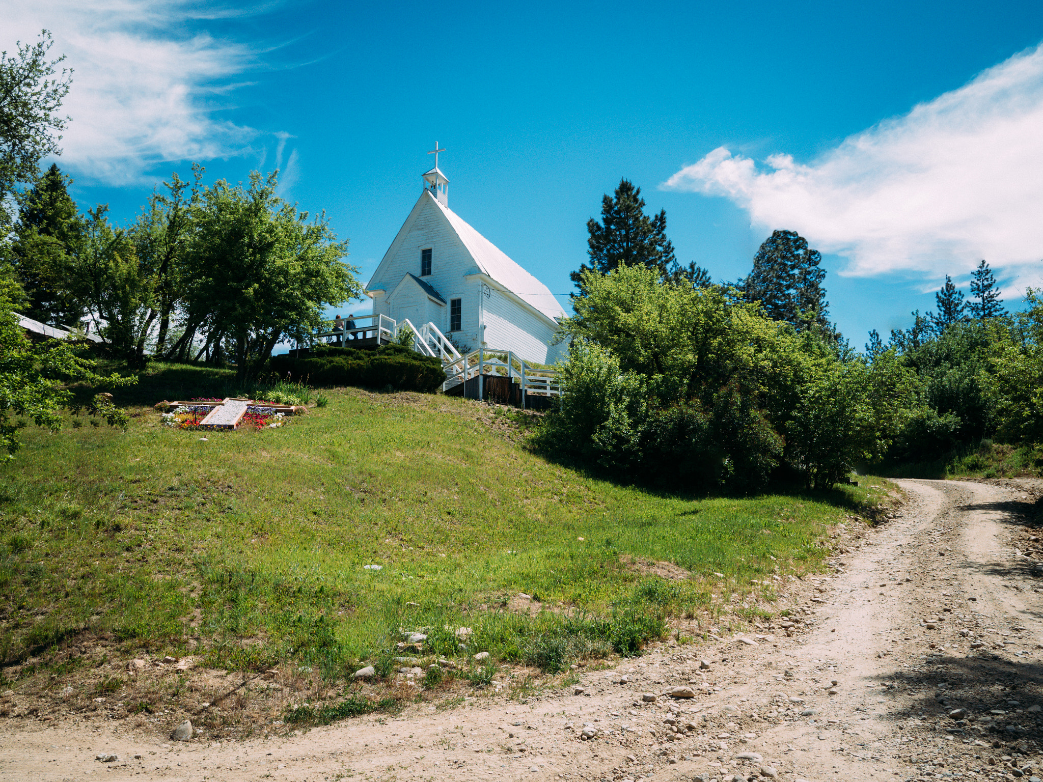 Olympus OM-D E-M5 II + LEICA DG SUMMILUX 15/F1.7 sample photo. The chapel photography