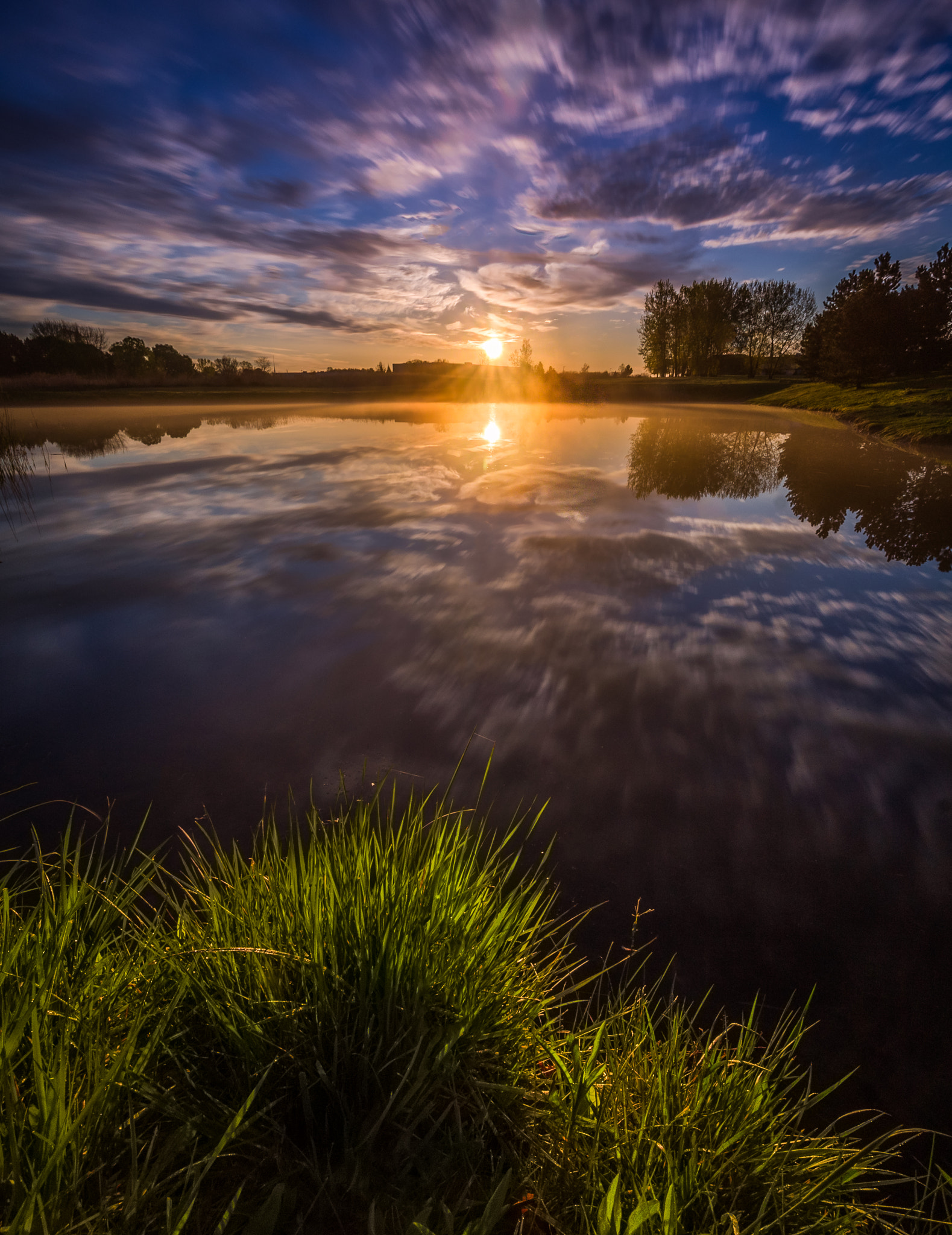 Canon EF-S 10-18mm F4.5–5.6 IS STM sample photo. Hdr edit photography