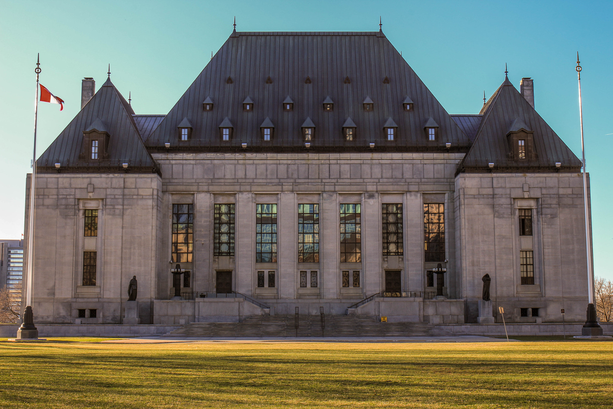 Canon EF 24-70mm F4L IS USM sample photo. Supreme court of canada photography