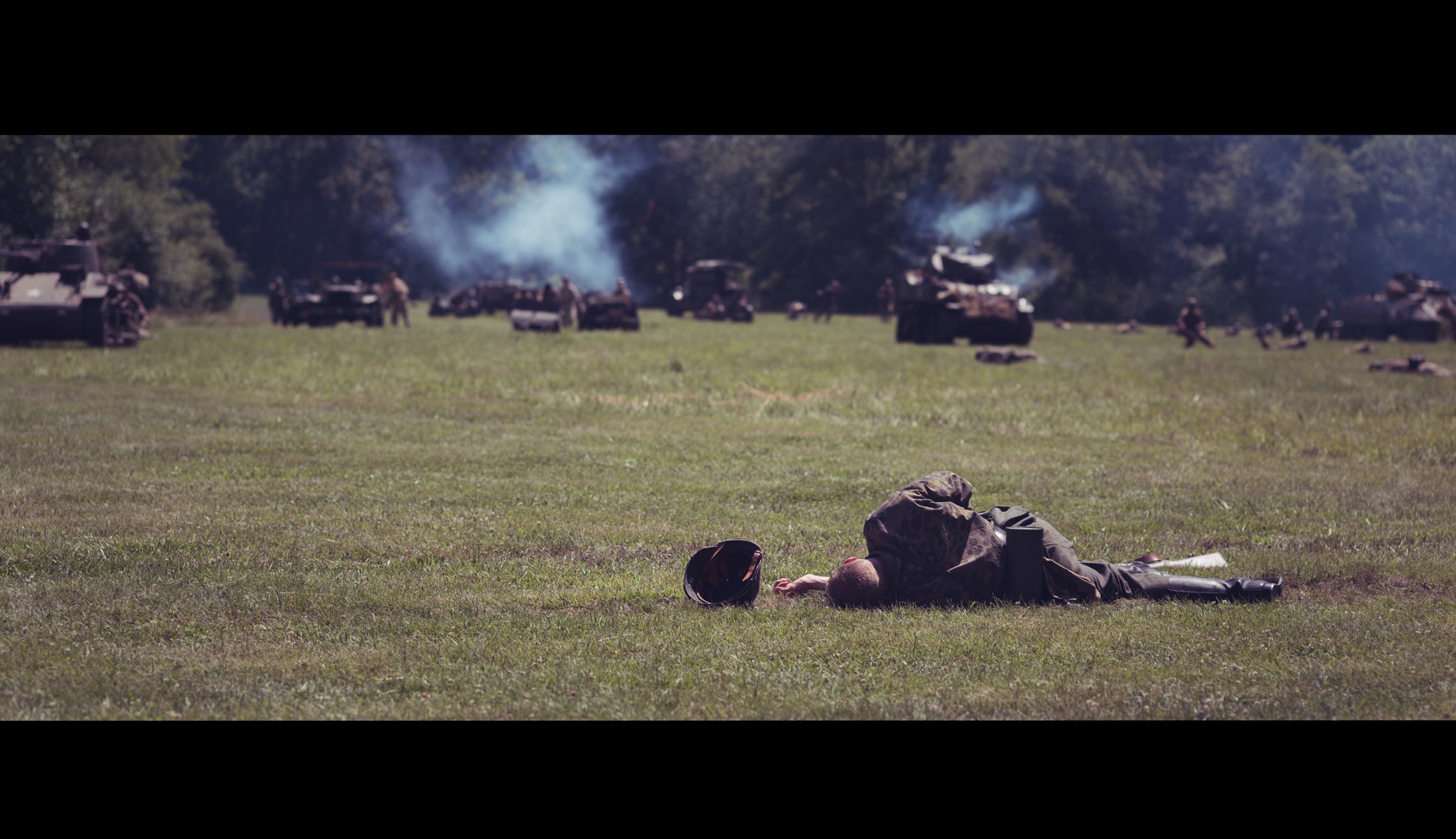 Sigma 105mm F2.8 EX DG Macro sample photo. Soldier down photography
