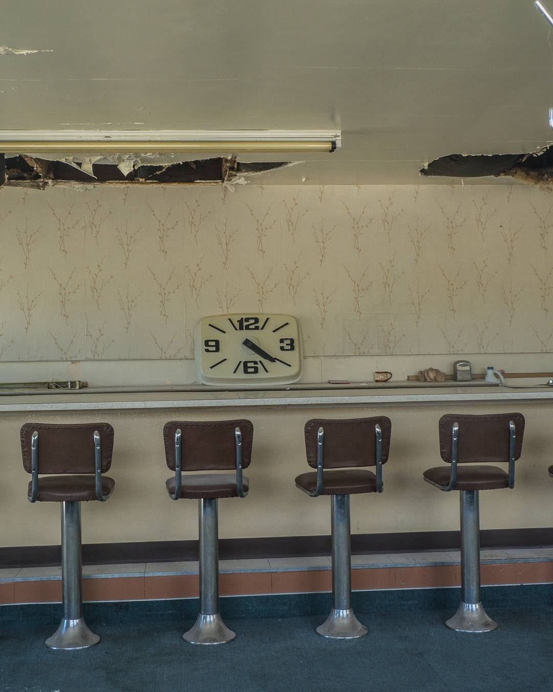 We found this closed #diner at #thompsonsprings . Check out @ekpritchett for a different view....