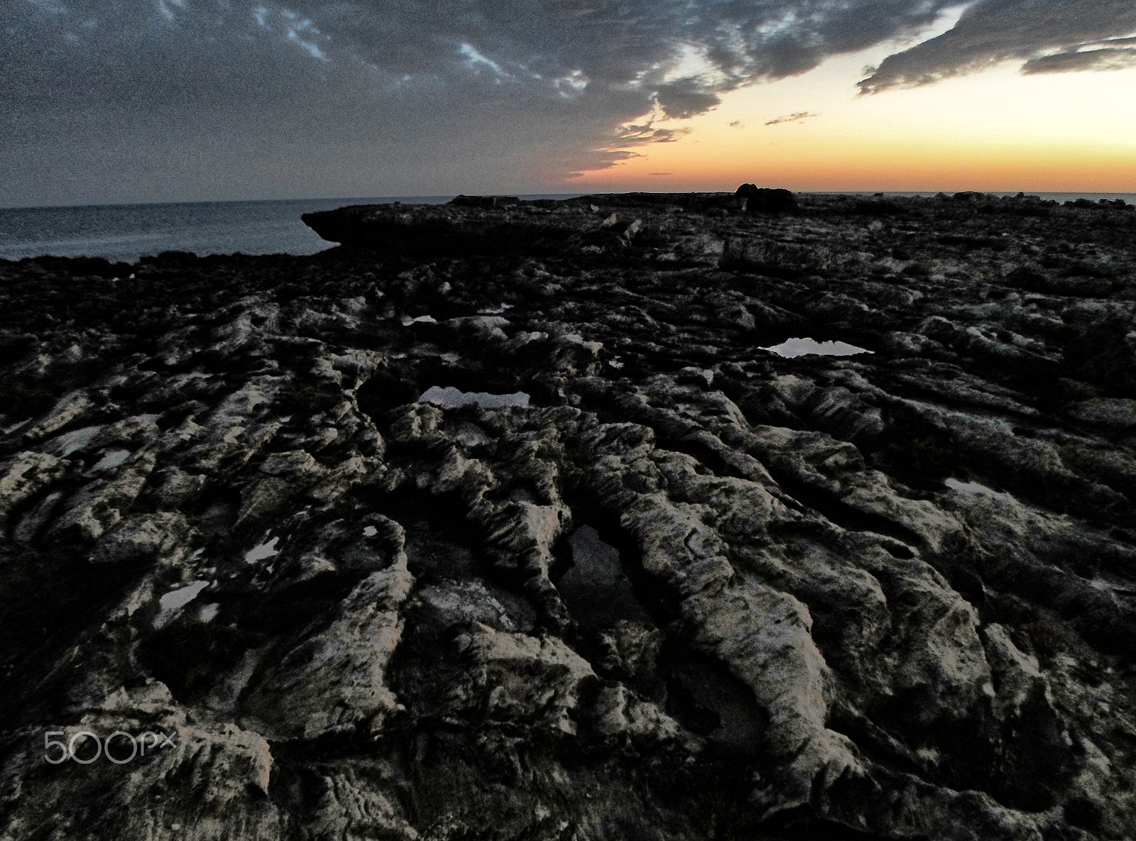 Samsung ST77 / ST79 sample photo. Rocky seascape photography