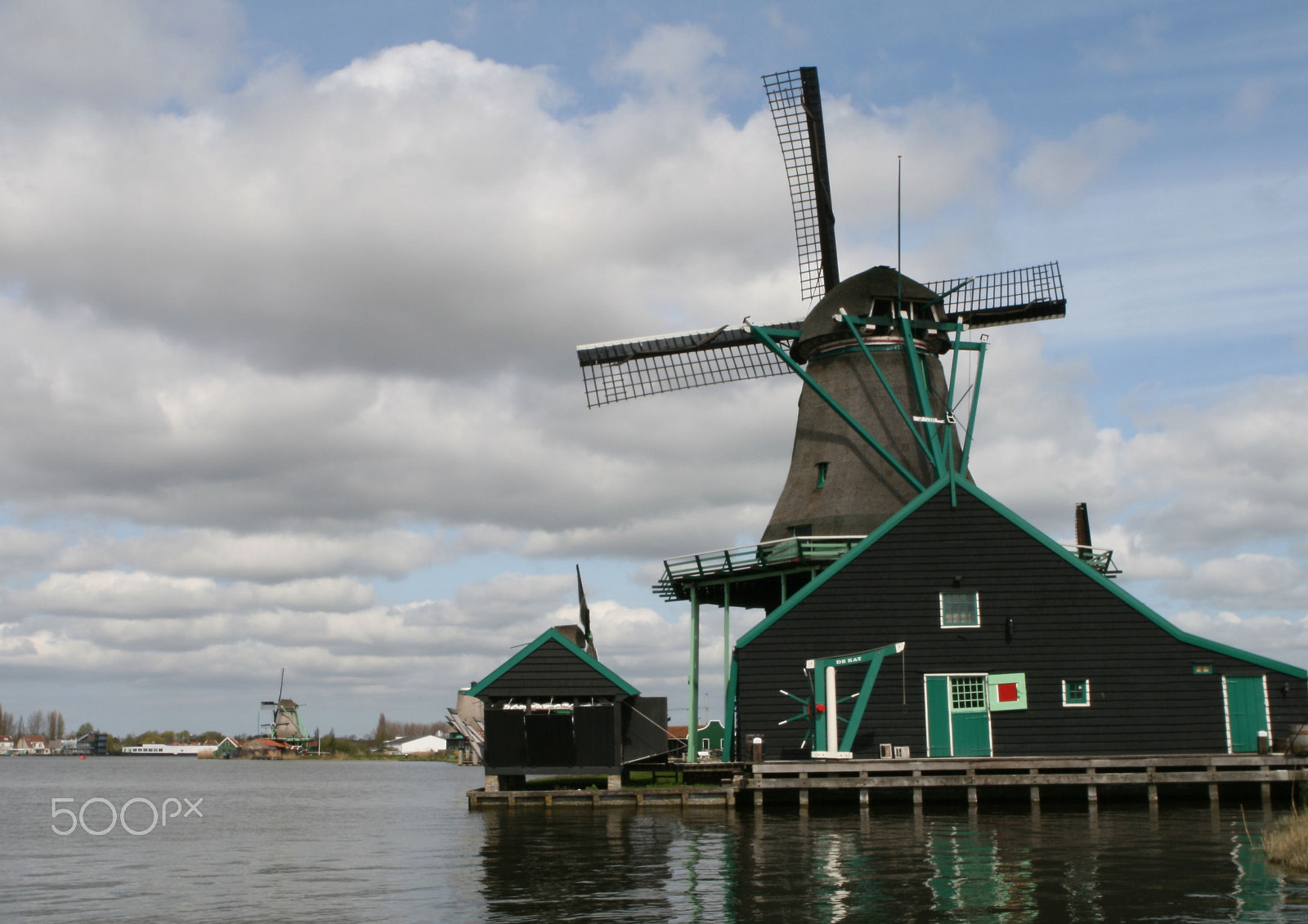 Canon EOS 400D (EOS Digital Rebel XTi / EOS Kiss Digital X) sample photo. The windmill at zaanse schans photography