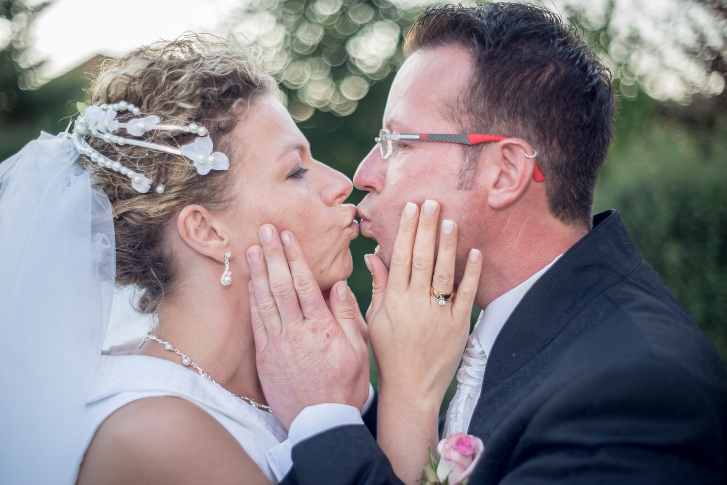 Sony a99 II + Minolta AF 50mm F1.7 sample photo. Cottbus hochzeitsschmuck kleid fotograf photography