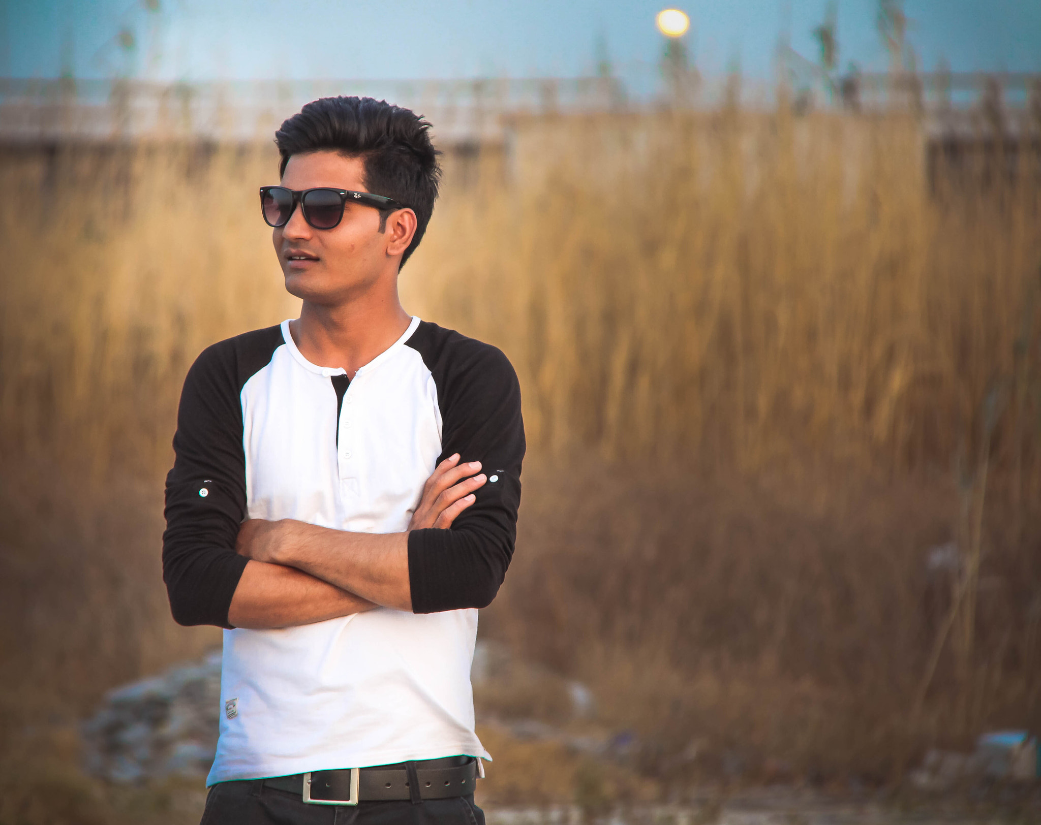 Canon EF-S 18-200mm F3.5-5.6 IS sample photo. My friend on a sunny day. photography