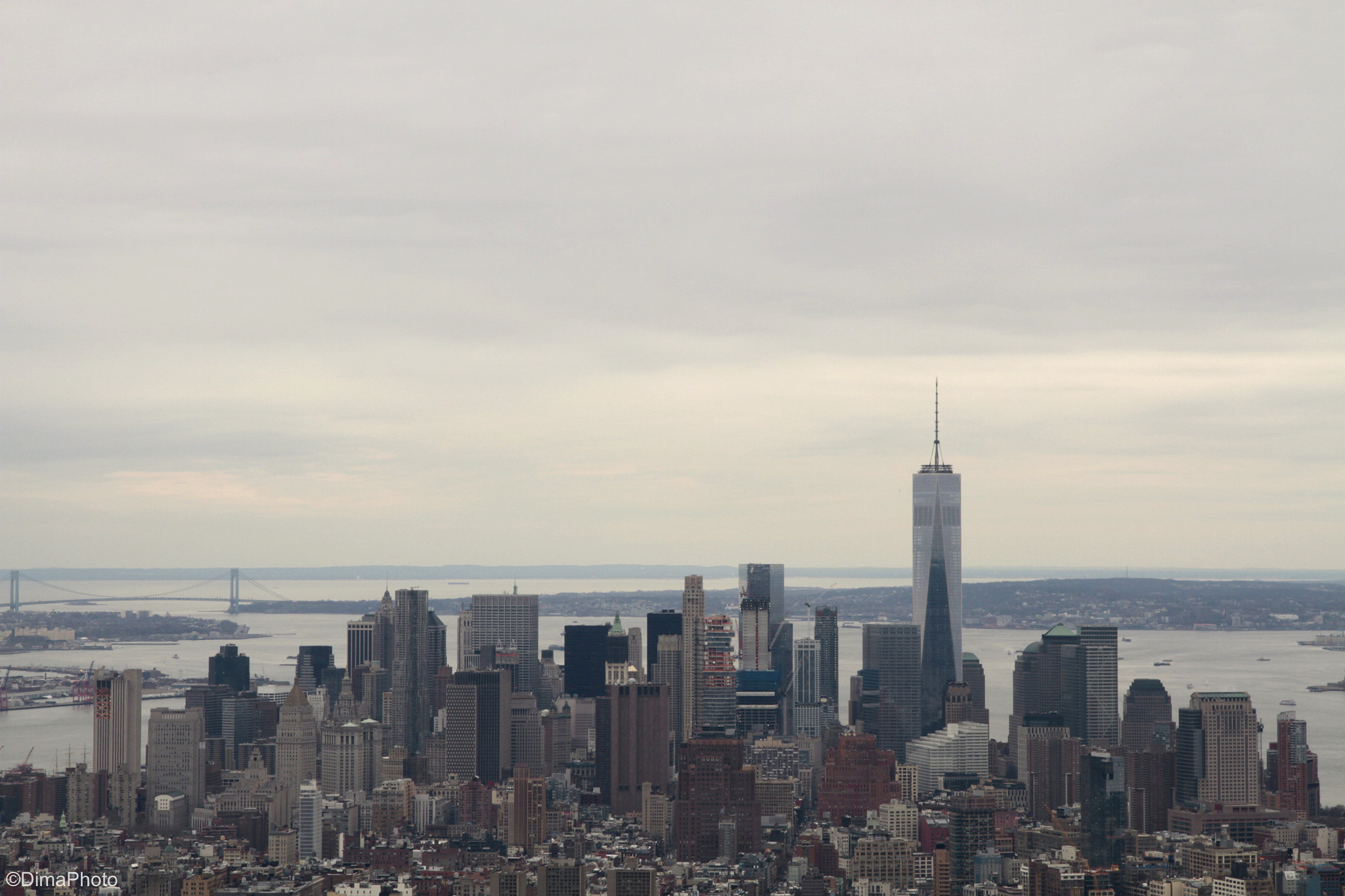 Canon EF-S 15-85mm F3.5-5.6 IS USM sample photo. The financial district  photography