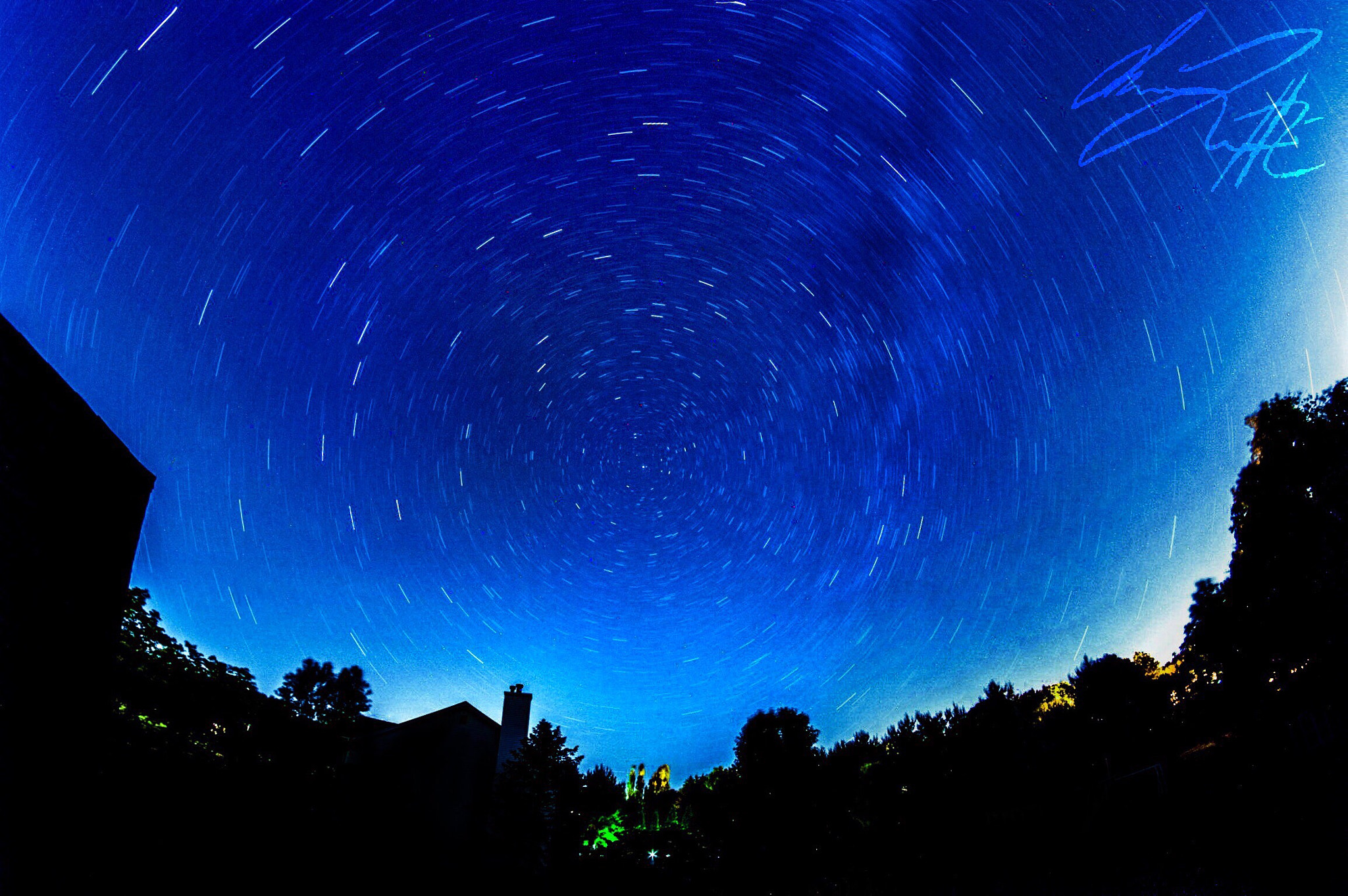 Nikon D3200 + Samyang 8mm F3.5 Aspherical IF MC Fisheye sample photo. First successful long exposure photography