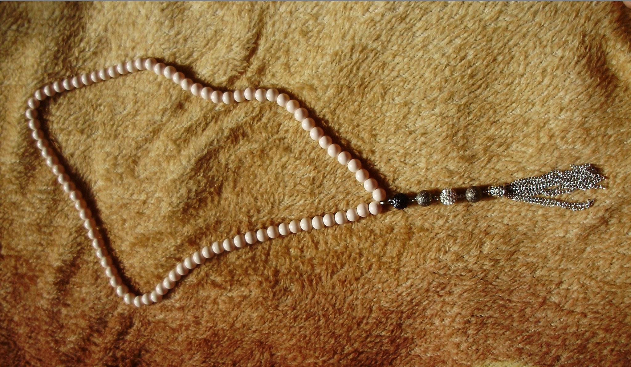 Olympus FE310,X840,C530 sample photo. Handmade necklace with shambala beads photography
