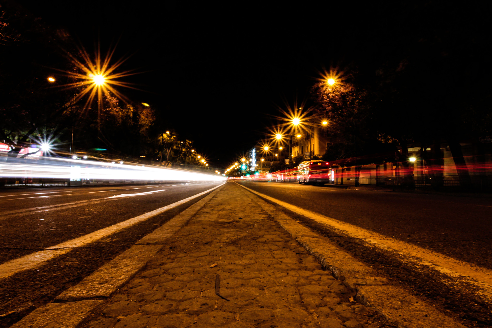 Canon EF-S 10-18mm F4.5–5.6 IS STM sample photo. Night lights photography