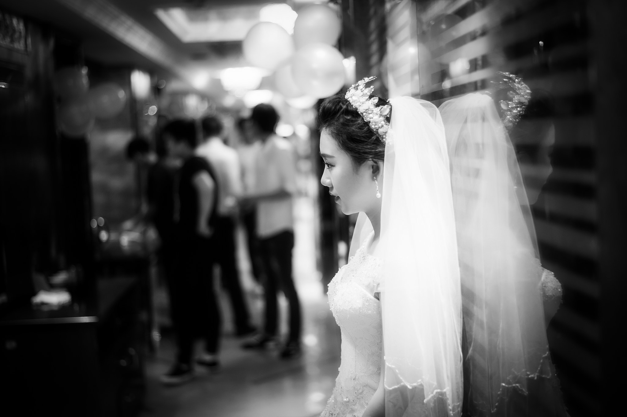 Nikon D4 + Nikon AF-S Nikkor 50mm F1.8G sample photo. Waiting for u photography