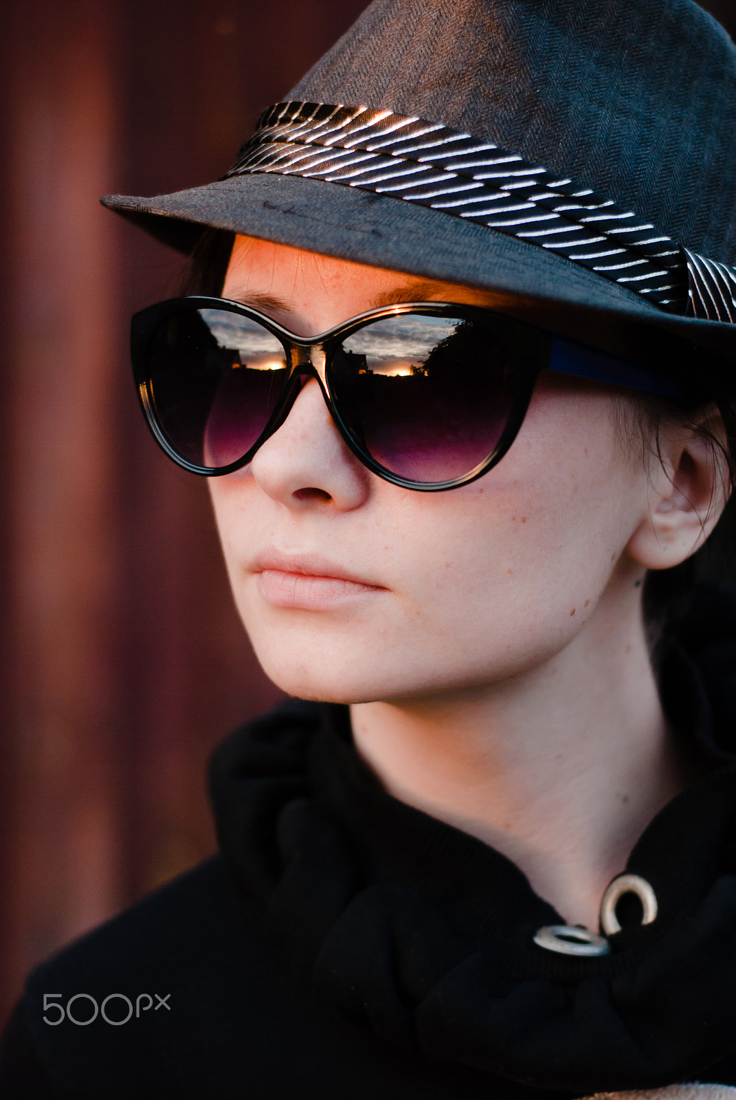 Nikon D80 + AF Nikkor 50mm f/1.8 N sample photo. Portrait of a beautiful girl is in fashion style photography