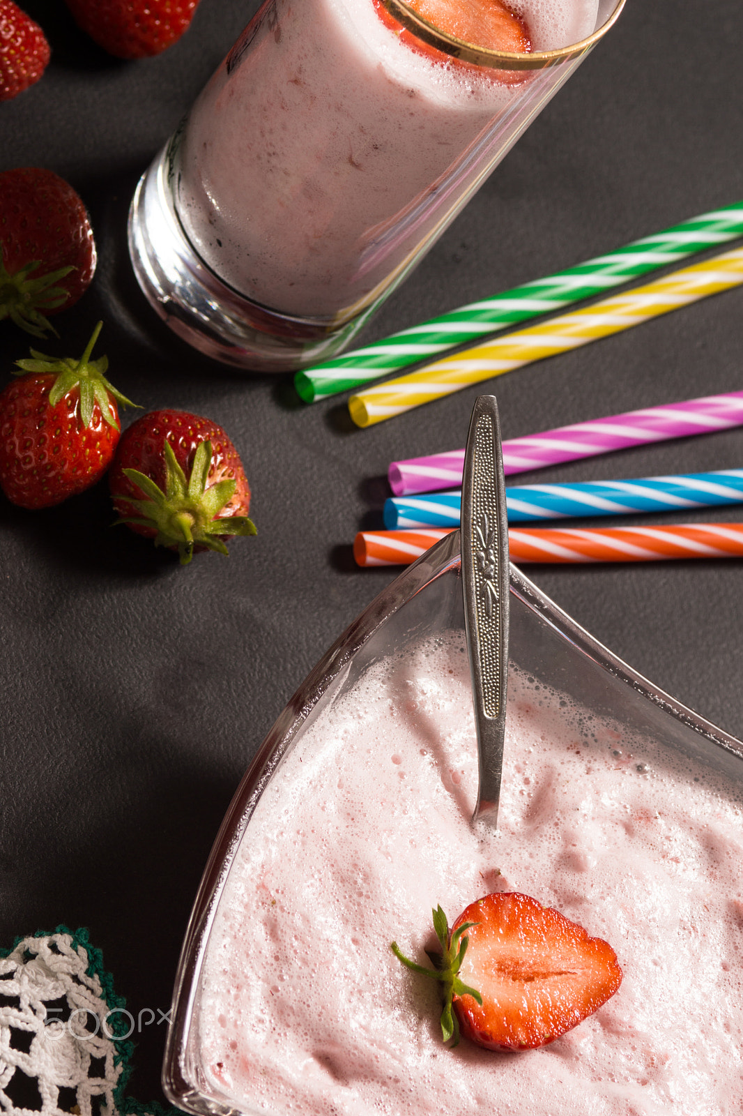 Sony SLT-A77 + Sony 100mm F2.8 Macro sample photo. Strawberry smoothie. photography