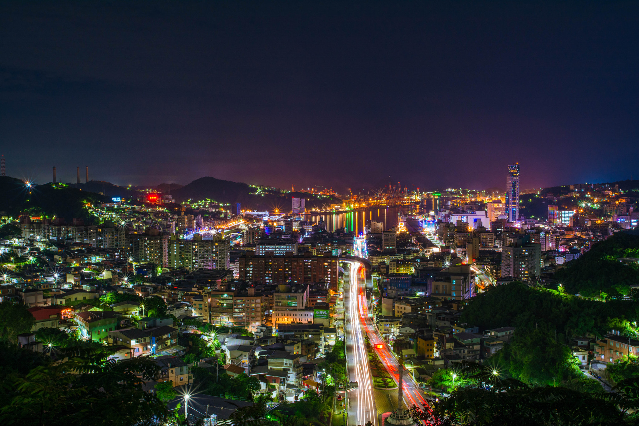Nikon AF-S Nikkor 24mm F1.8G ED sample photo. Keelung night view photography