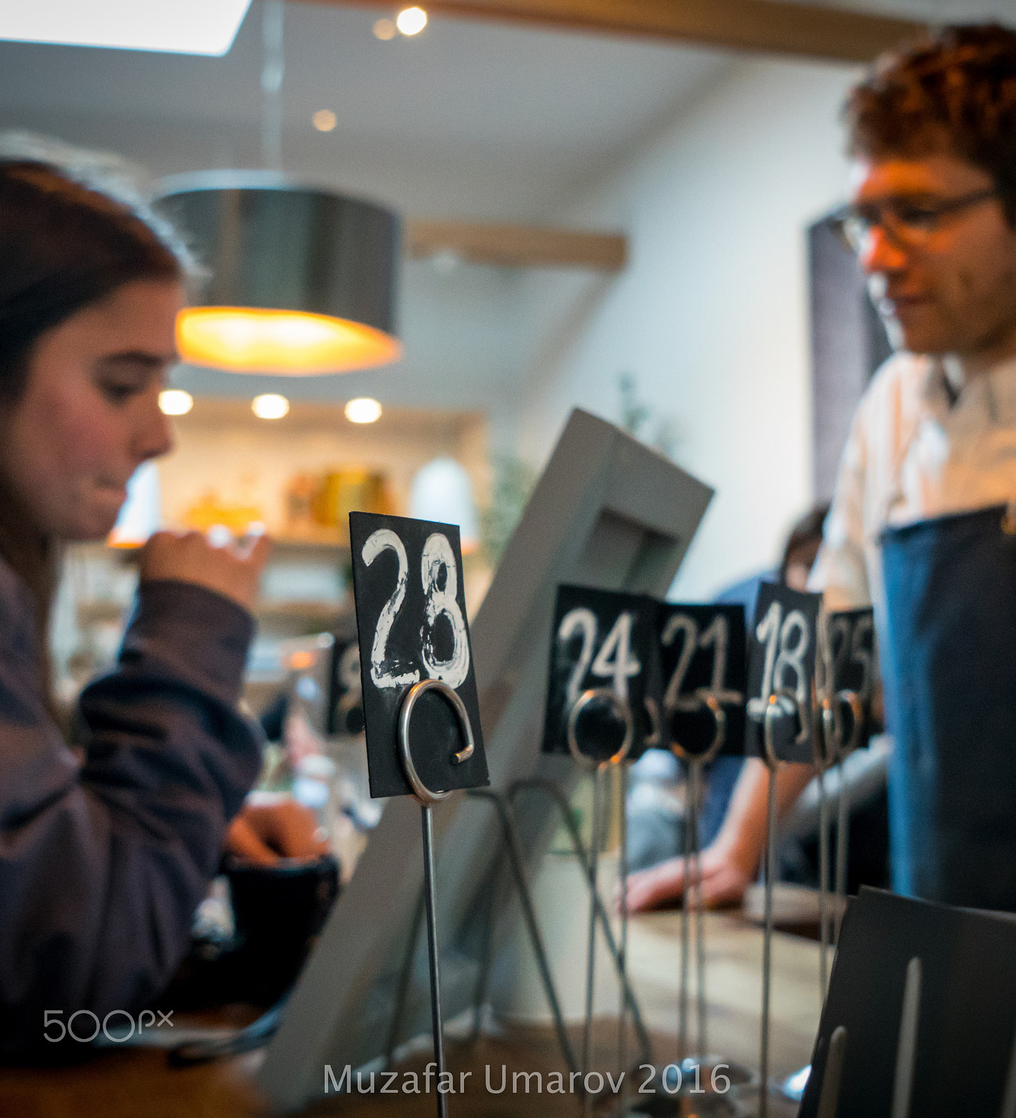 Sony a6300 + Sony Vario Tessar T* FE 24-70mm F4 ZA OSS sample photo. Indecisiveness is a headache photography