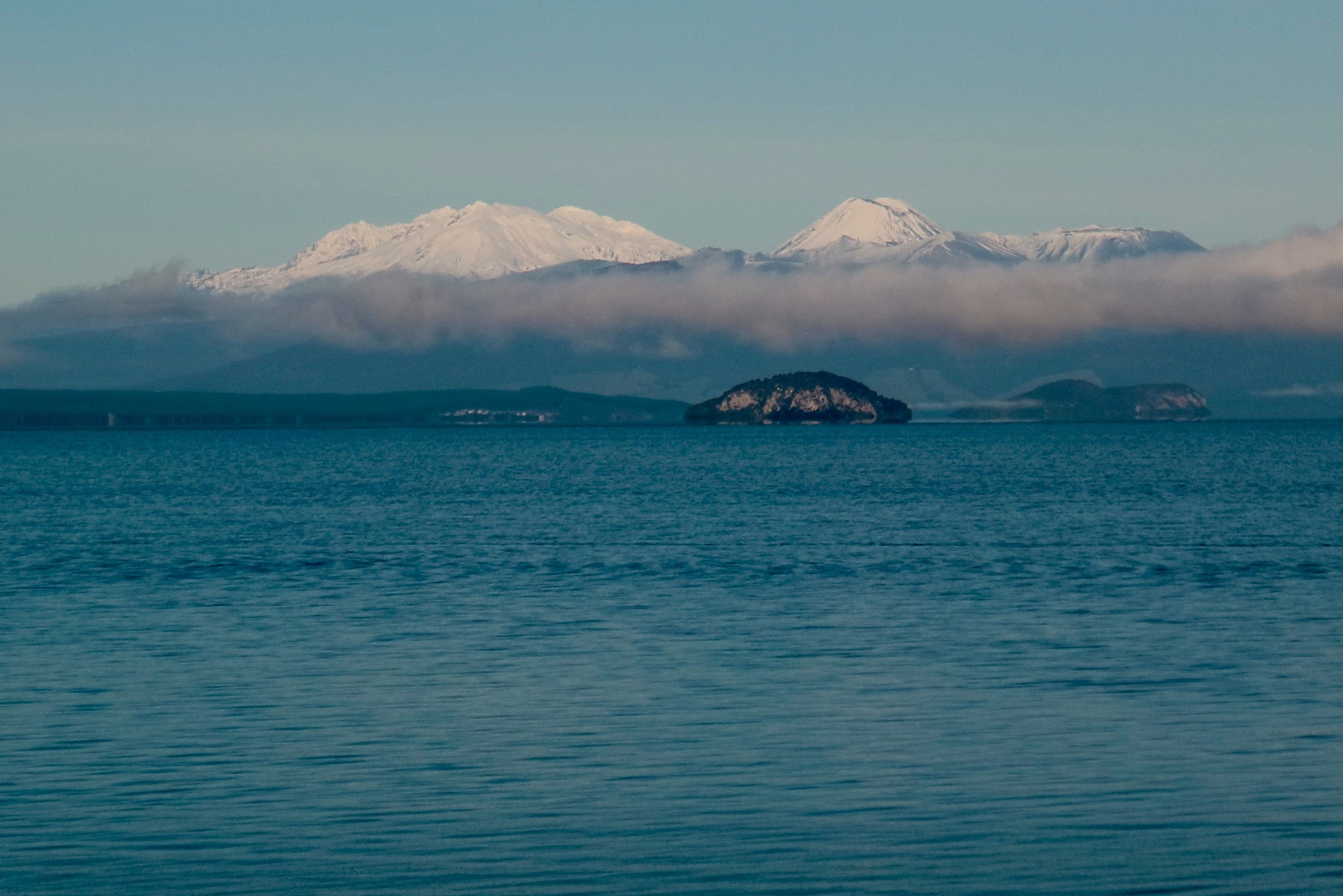 Canon EF-M 18-55mm F3.5-5.6 IS STM sample photo. Lake taupo photography