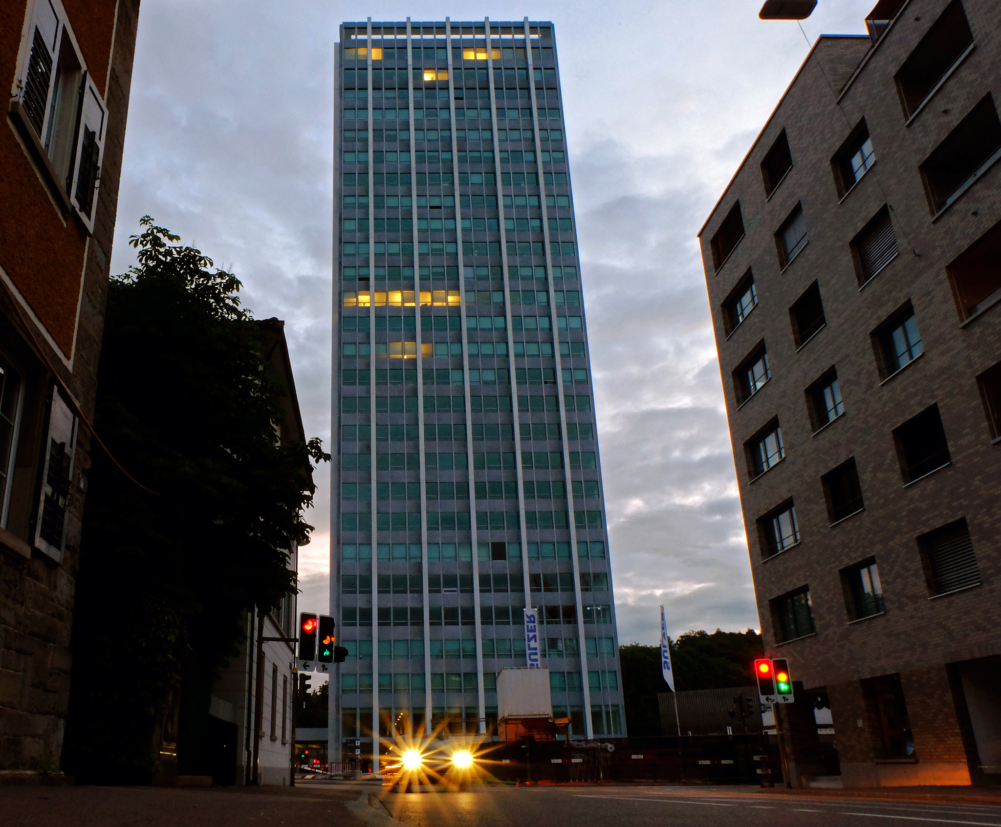 Fujifilm XC 16-50mm F3.5-5.6 OIS sample photo. Sulzerhochhaus bearbeitet photography